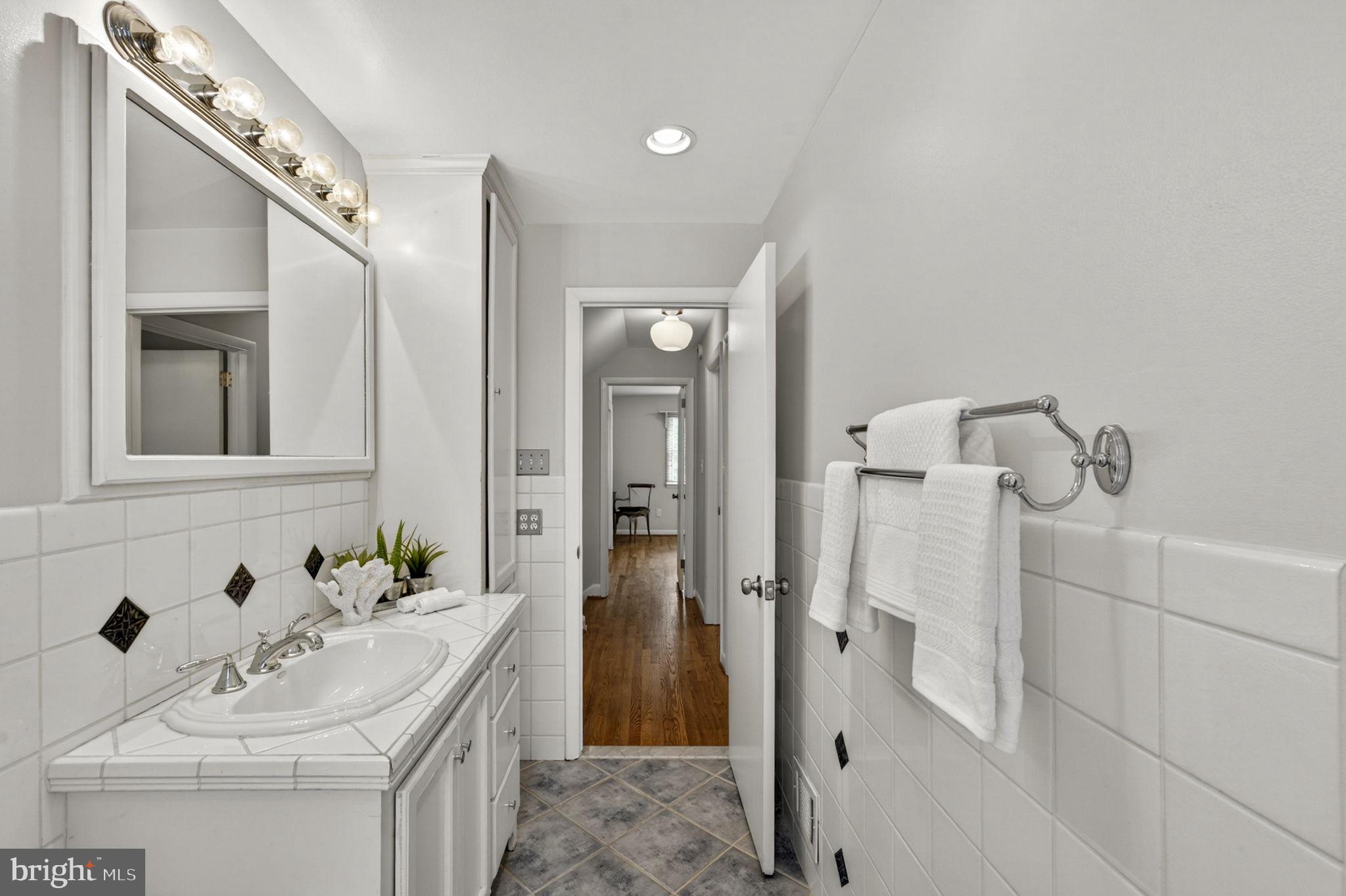 BROOK HILLS ESTATE - Residential