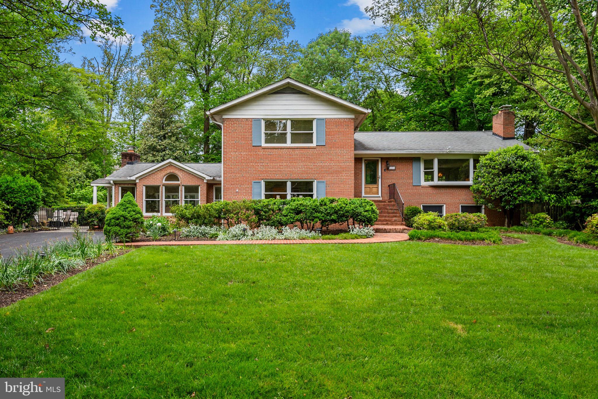 BROOK HILLS ESTATE - Residential
