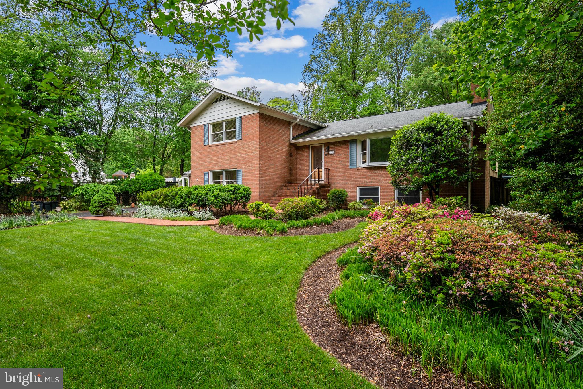 4908 BRADFORD DRIVE