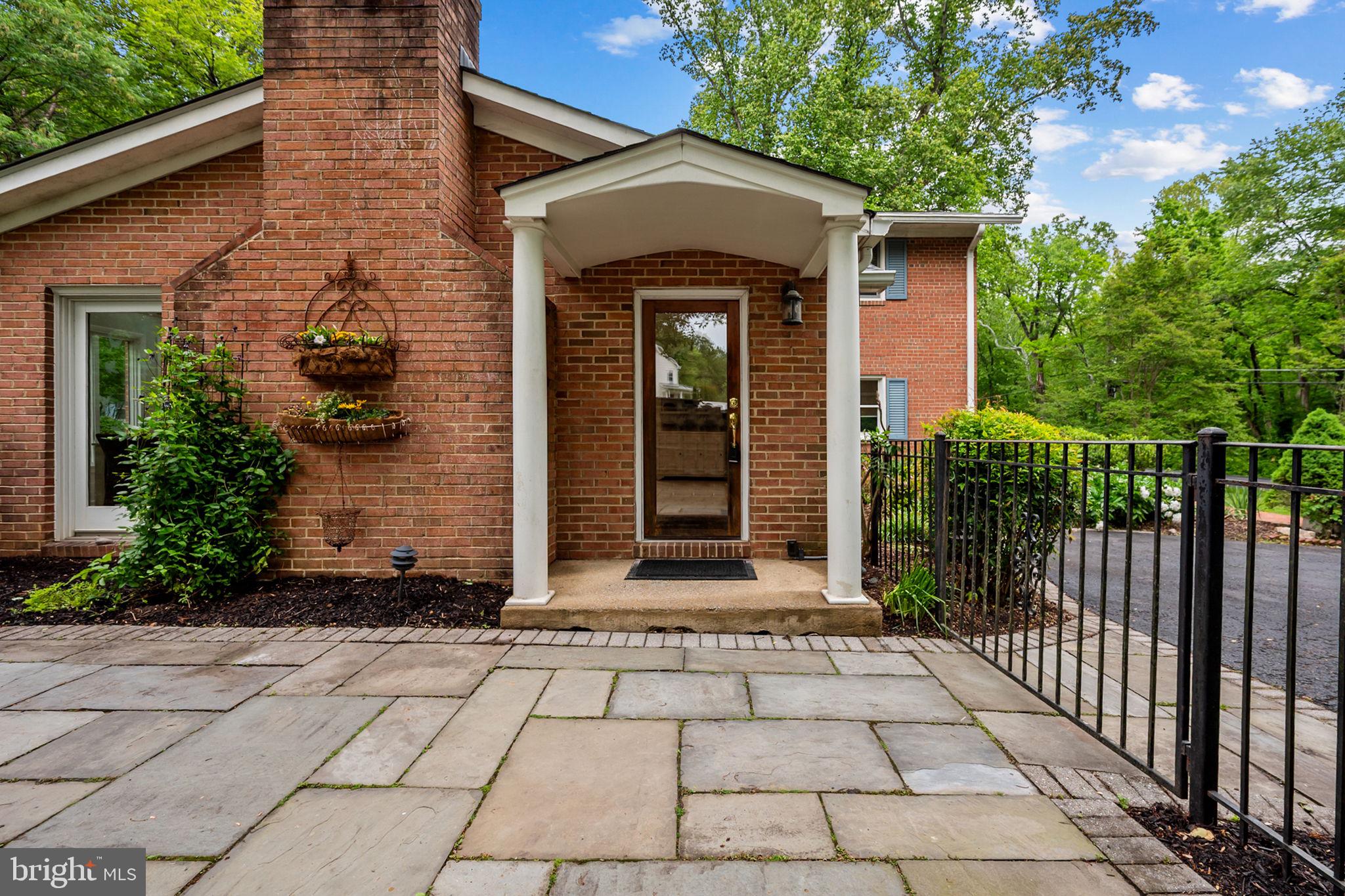 BROOK HILLS ESTATE - Residential