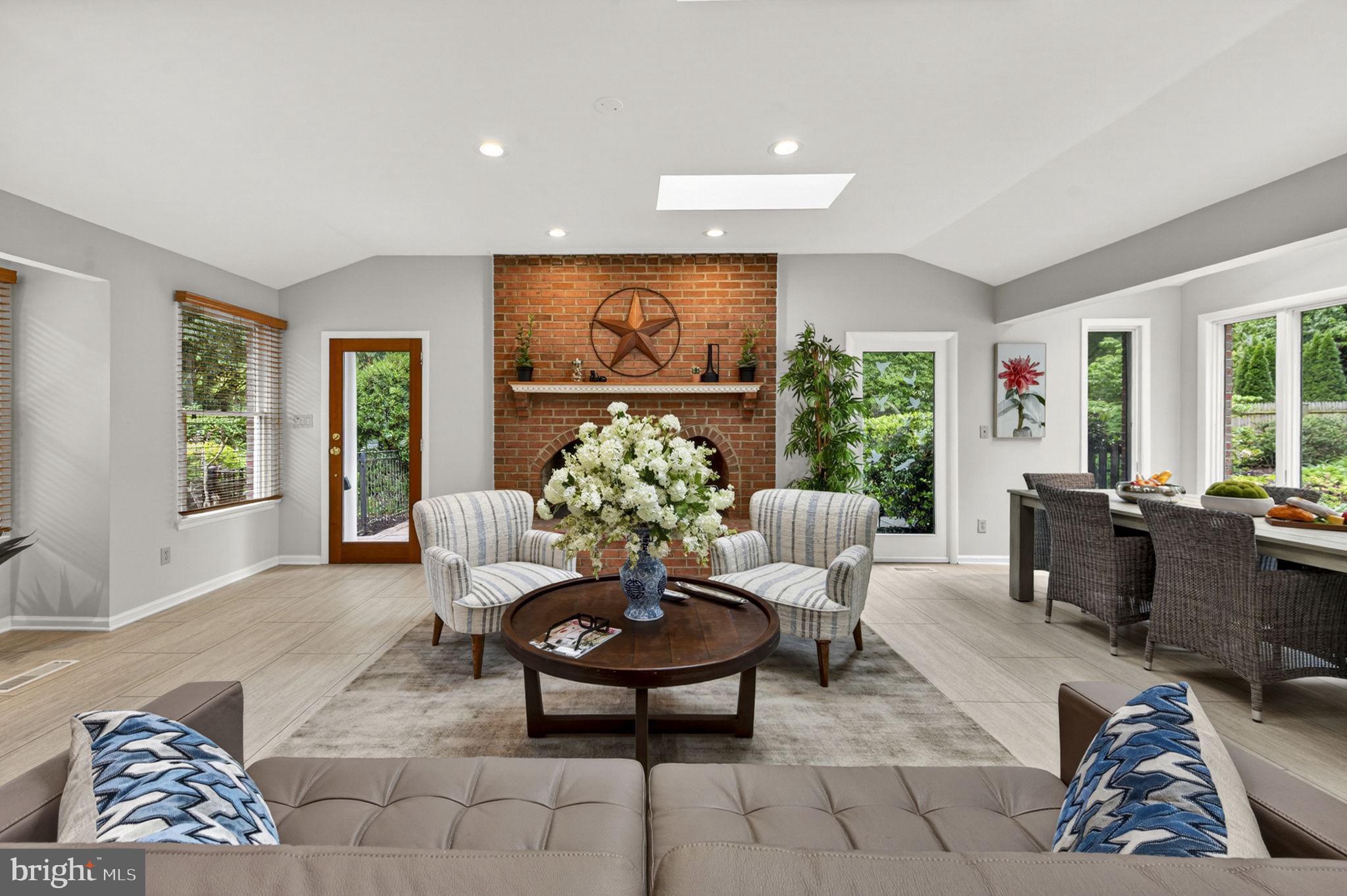 BROOK HILLS ESTATE - Residential