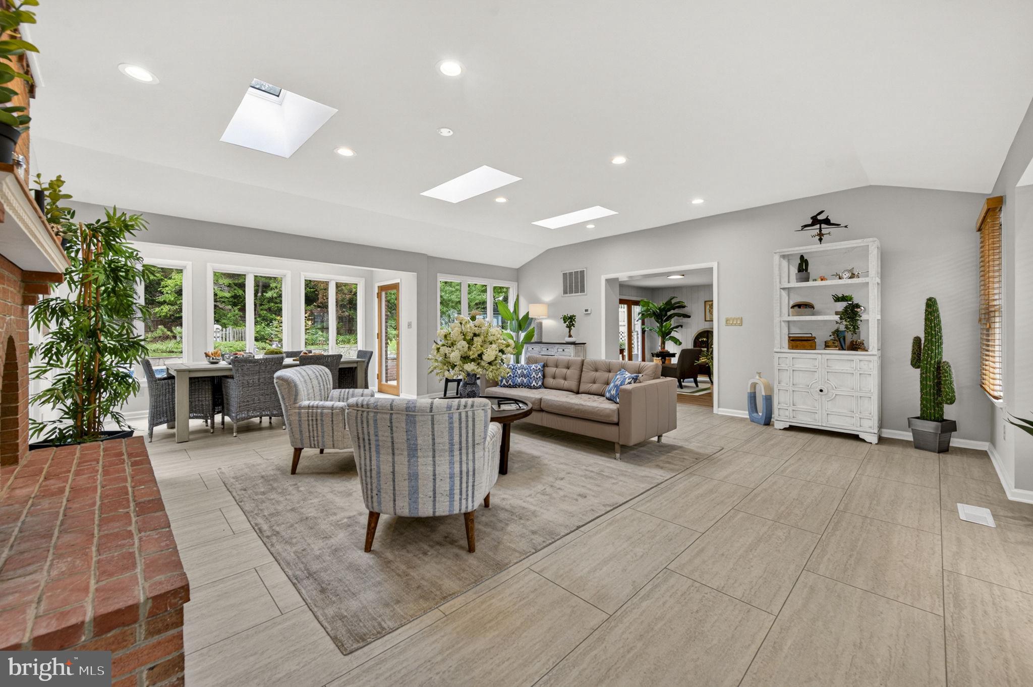 BROOK HILLS ESTATE - Residential