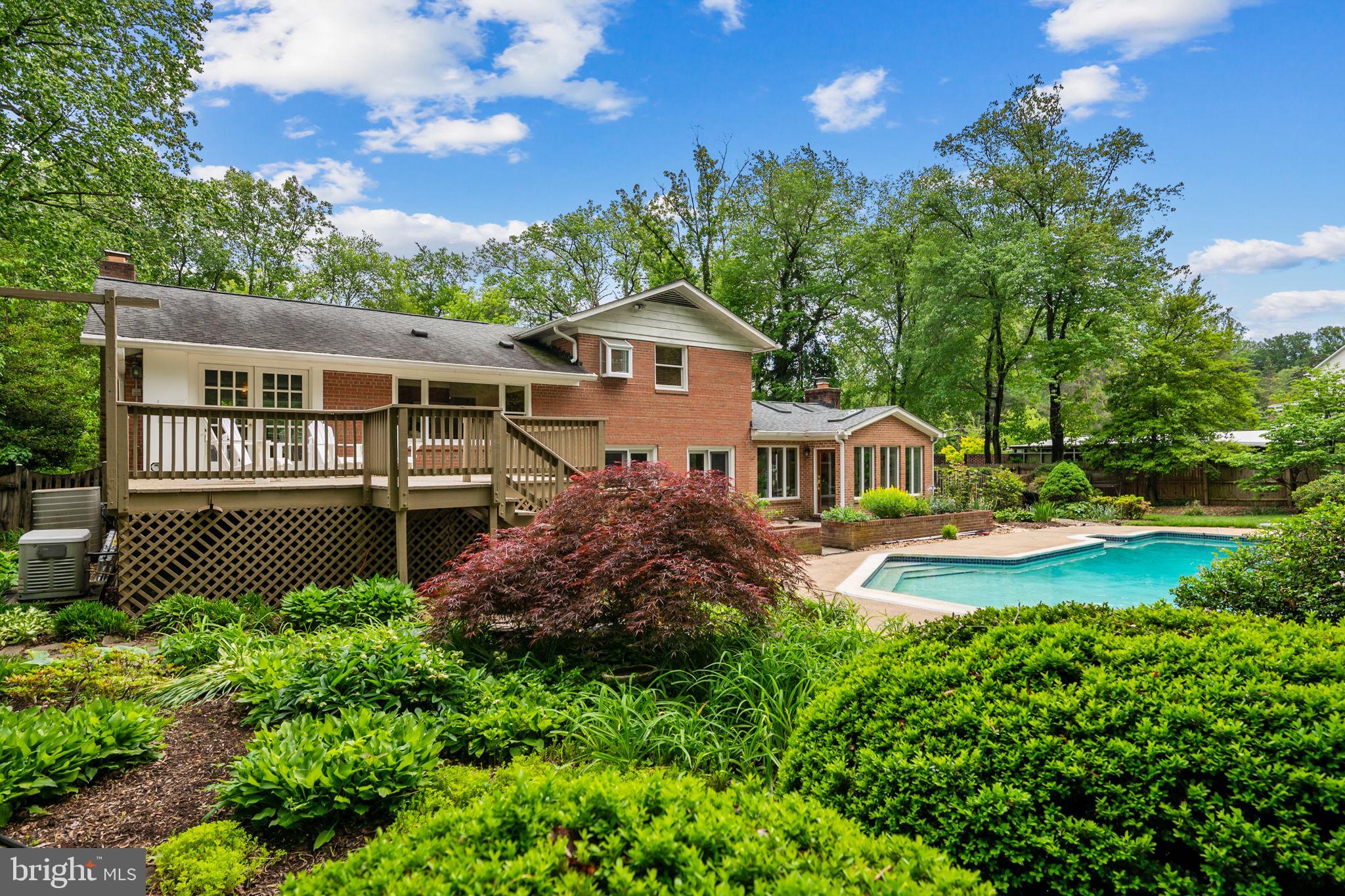 BROOK HILLS ESTATE - Residential