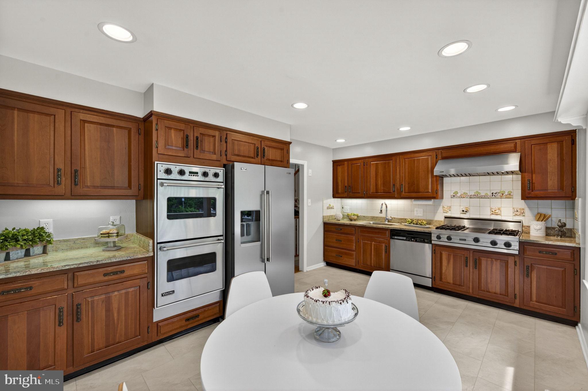 BROOK HILLS ESTATE - Residential