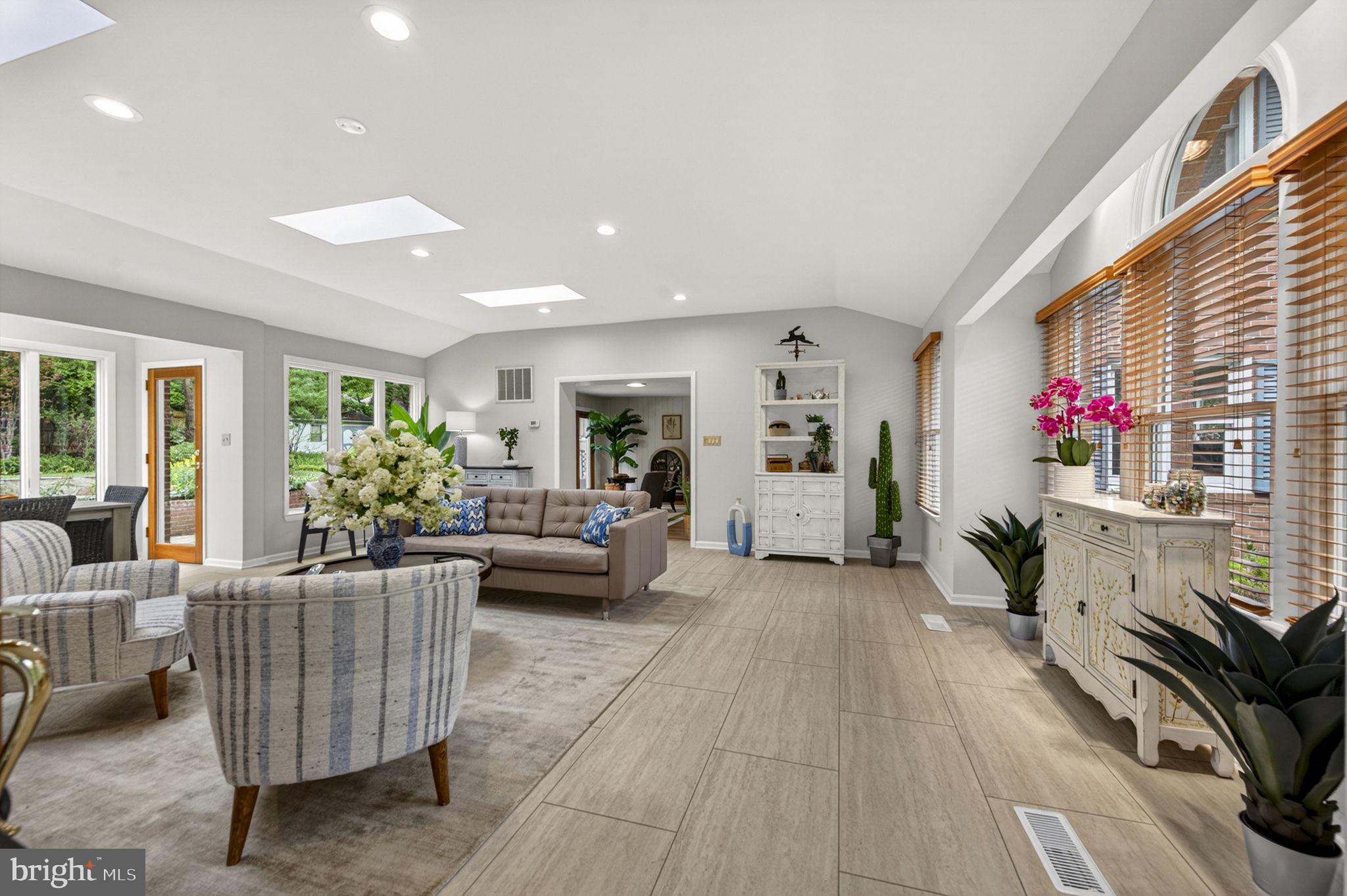 BROOK HILLS ESTATE - Residential