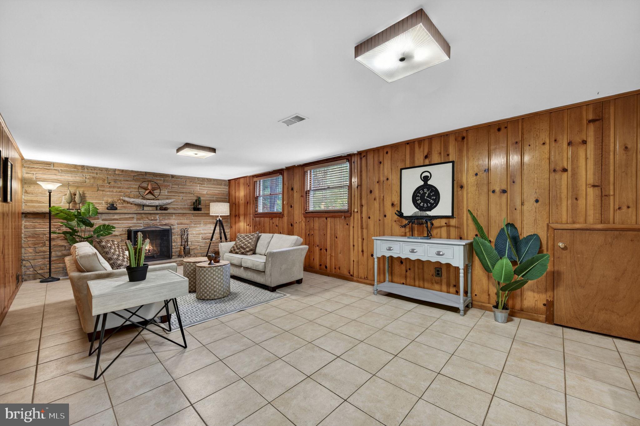 BROOK HILLS ESTATE - Residential