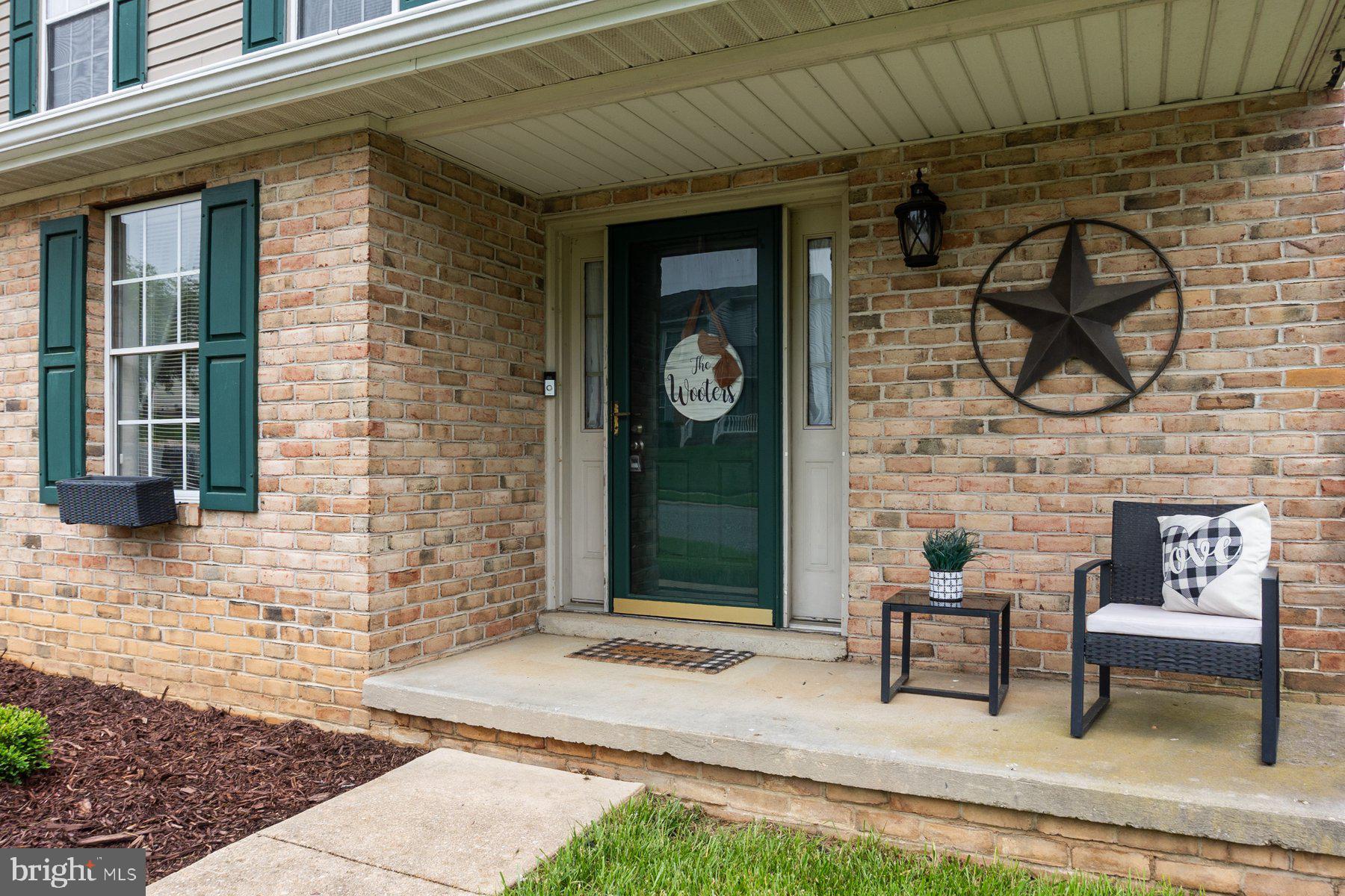 306 BARCLAY COURT