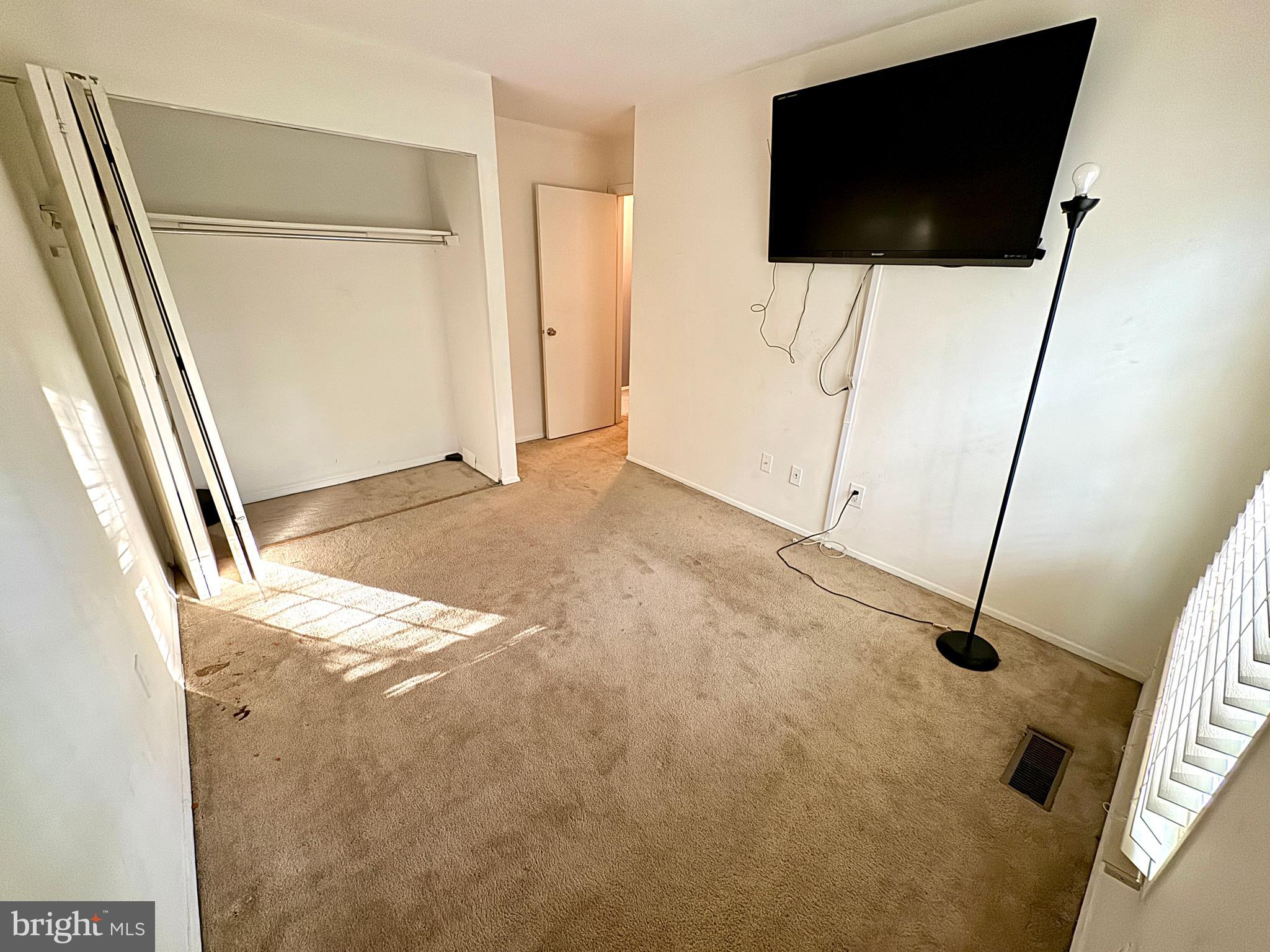 BROOKSHIRE - Residential