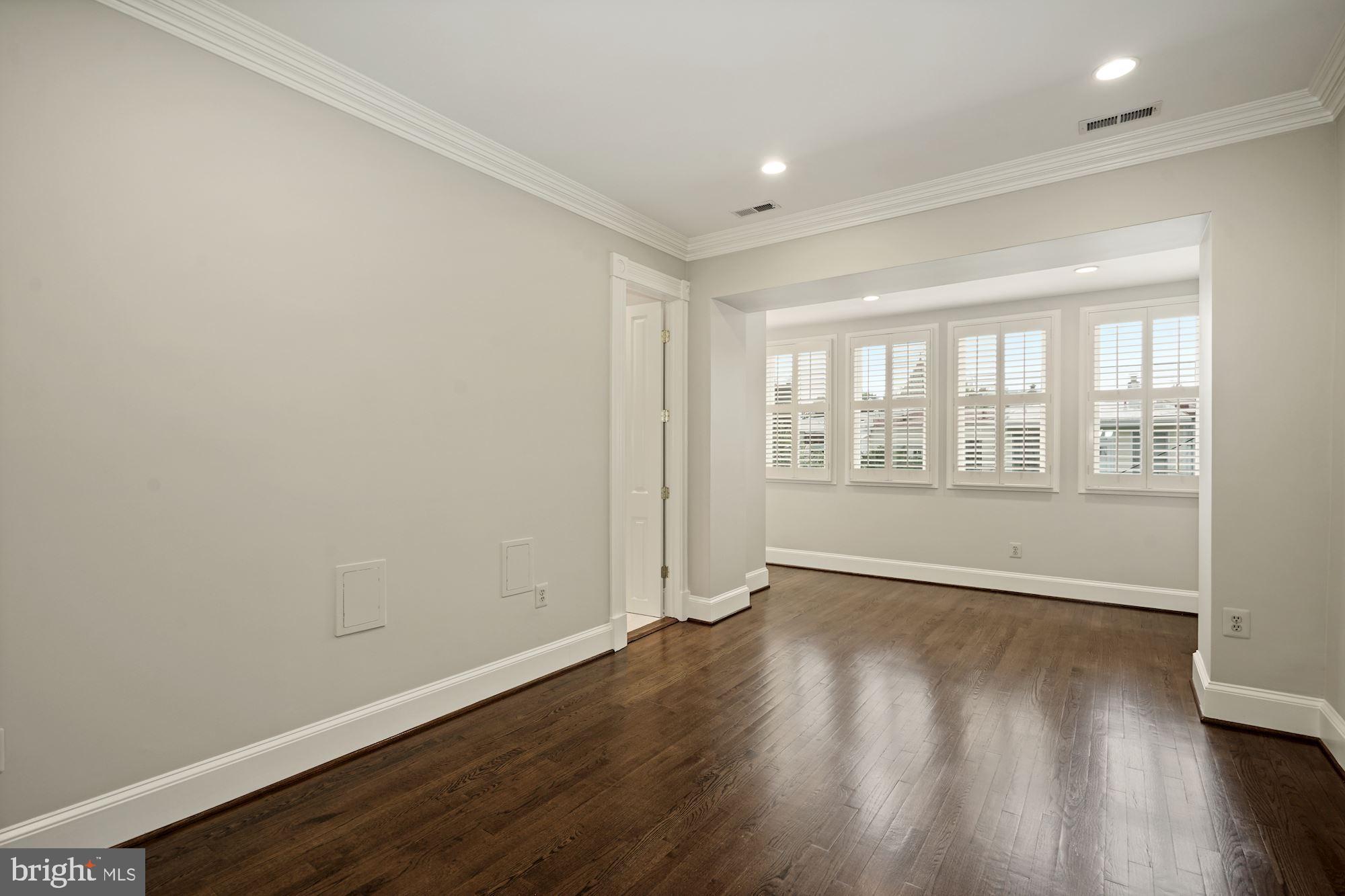 GEORGETOWN - Residential
