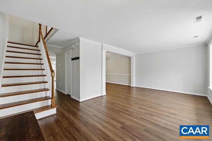 FOREST LAKES - Residential