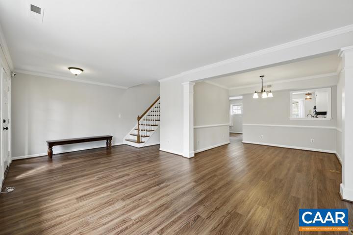 FOREST LAKES - Residential