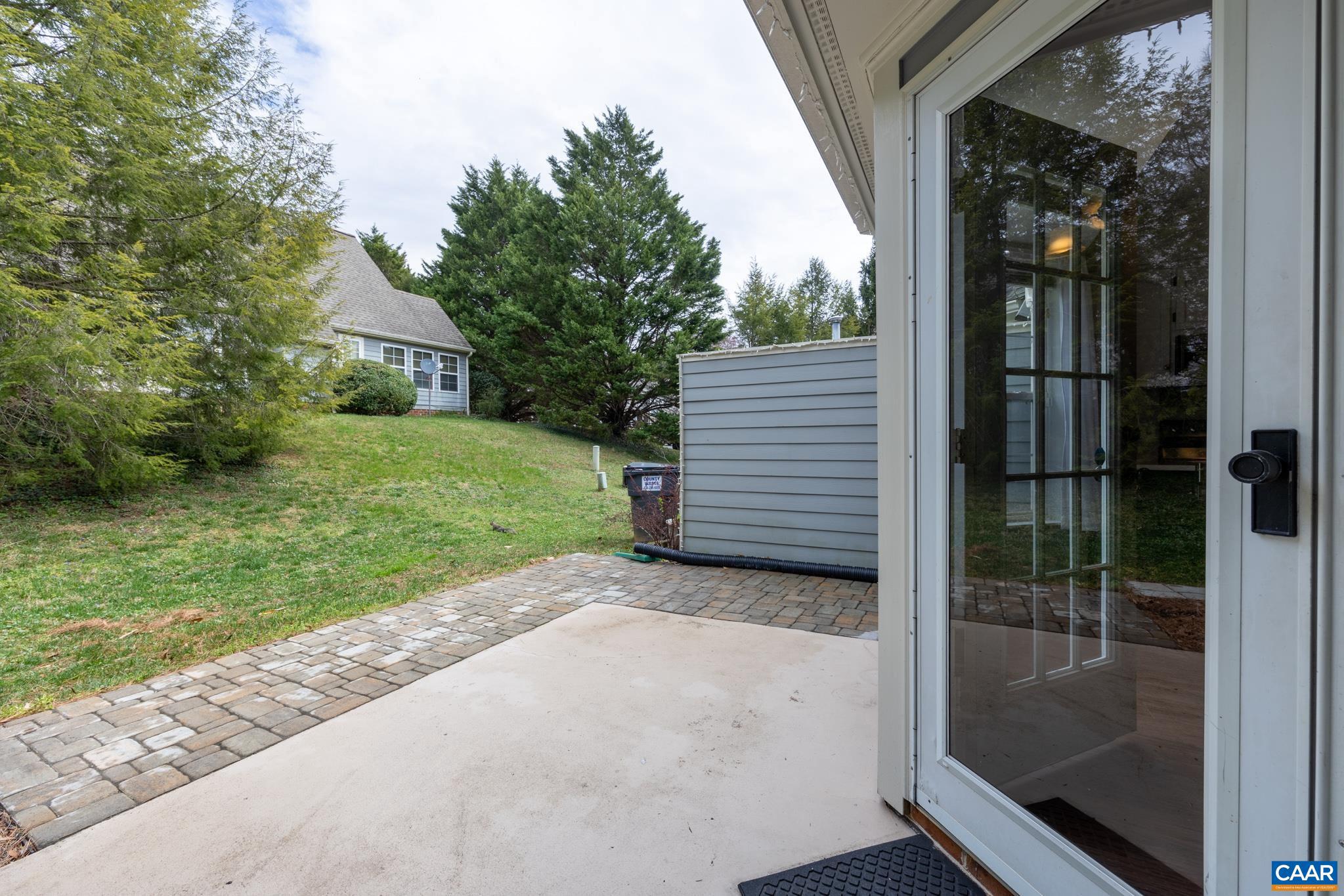 FOREST LAKES - Residential