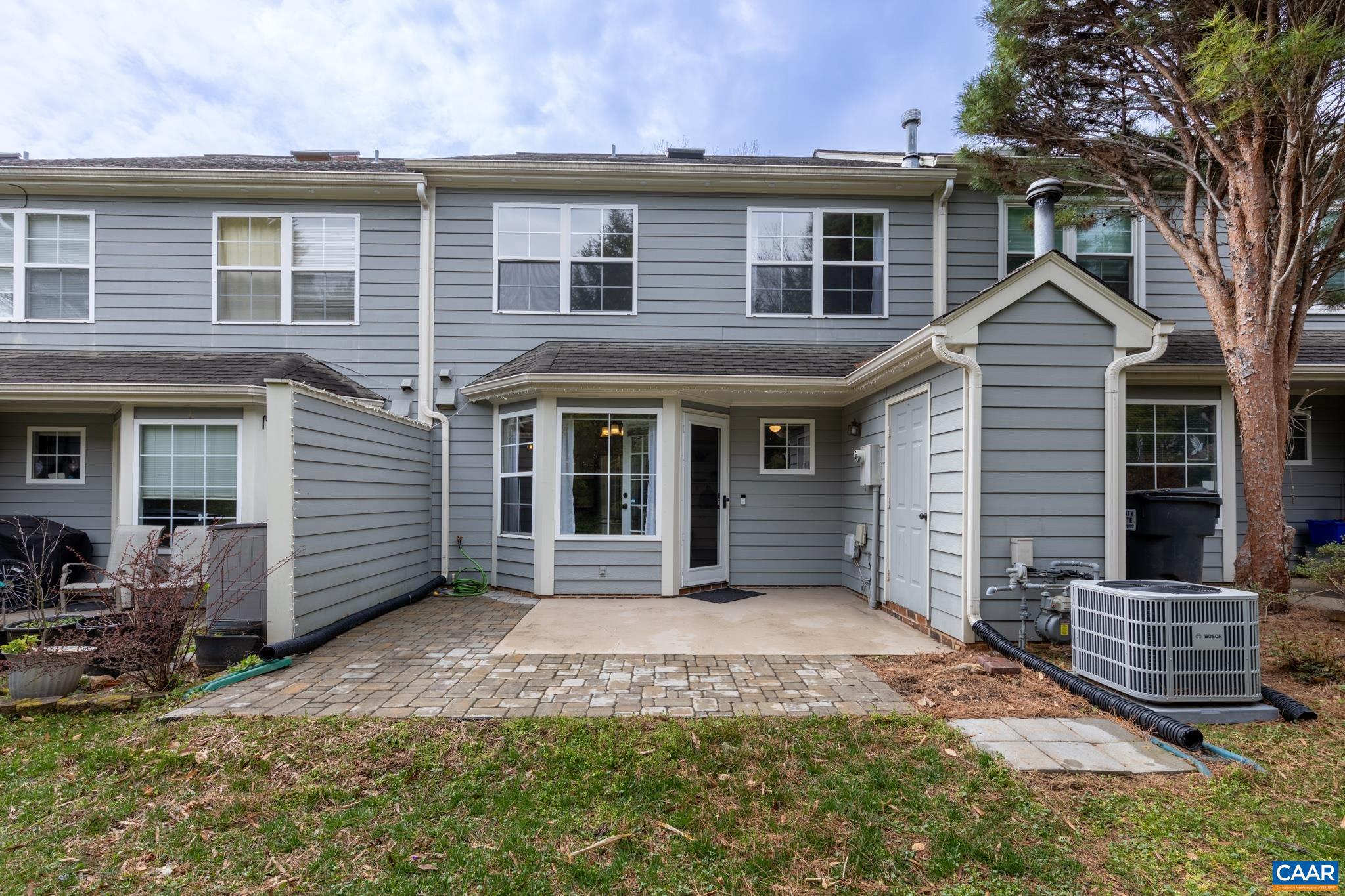 FOREST LAKES - Residential