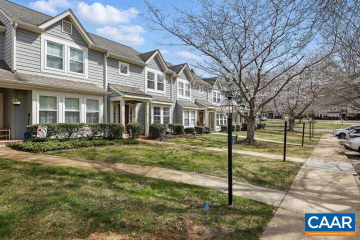 FOREST LAKES - Residential