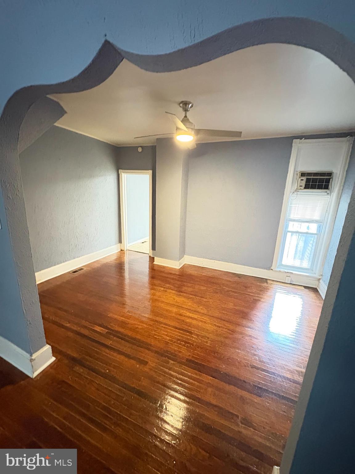 PHILADELPHIA (WEST) - Residential