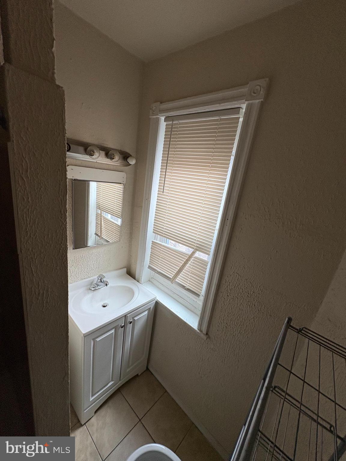 PHILADELPHIA (WEST) - Residential