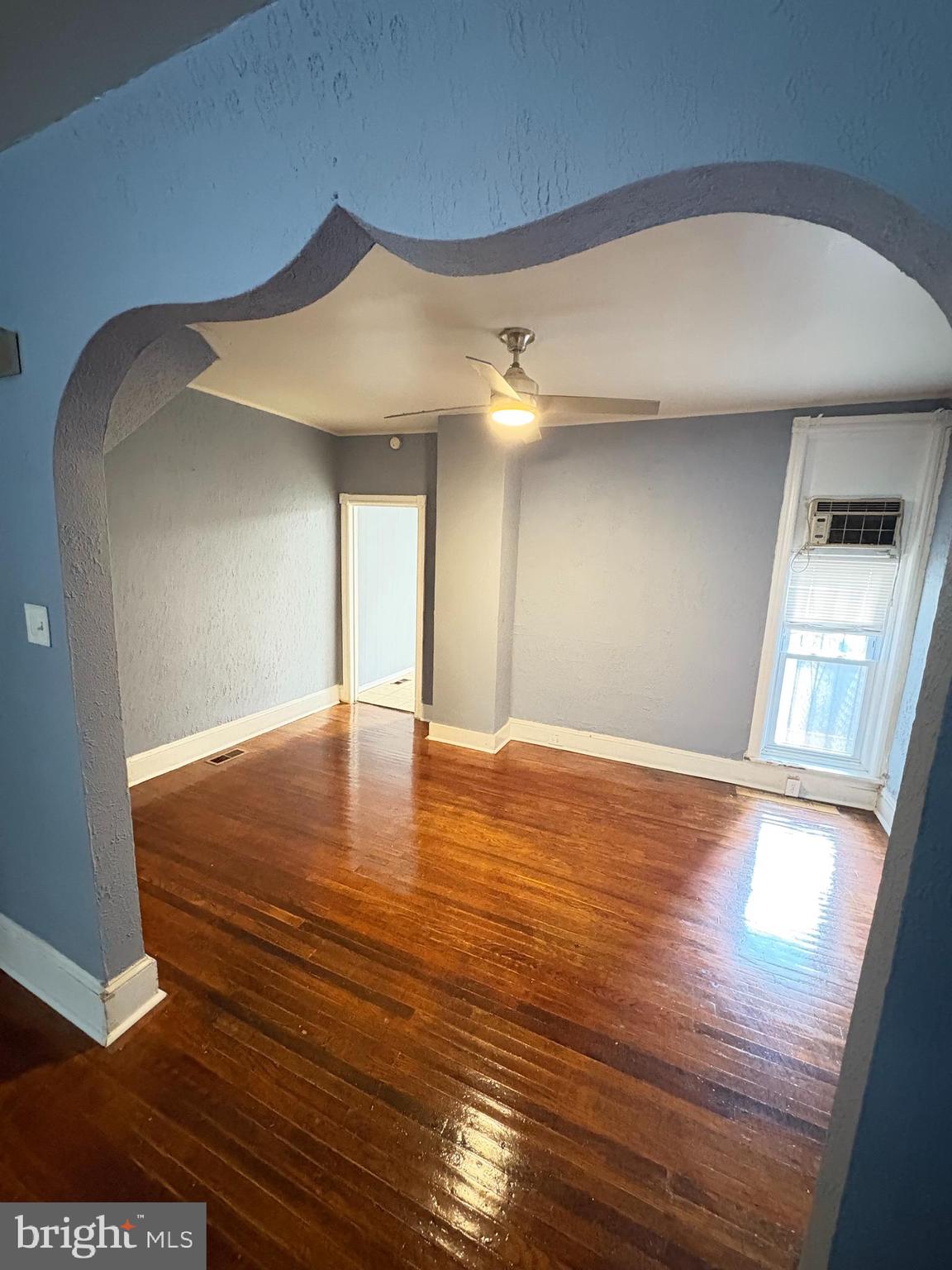 PHILADELPHIA (WEST) - Residential