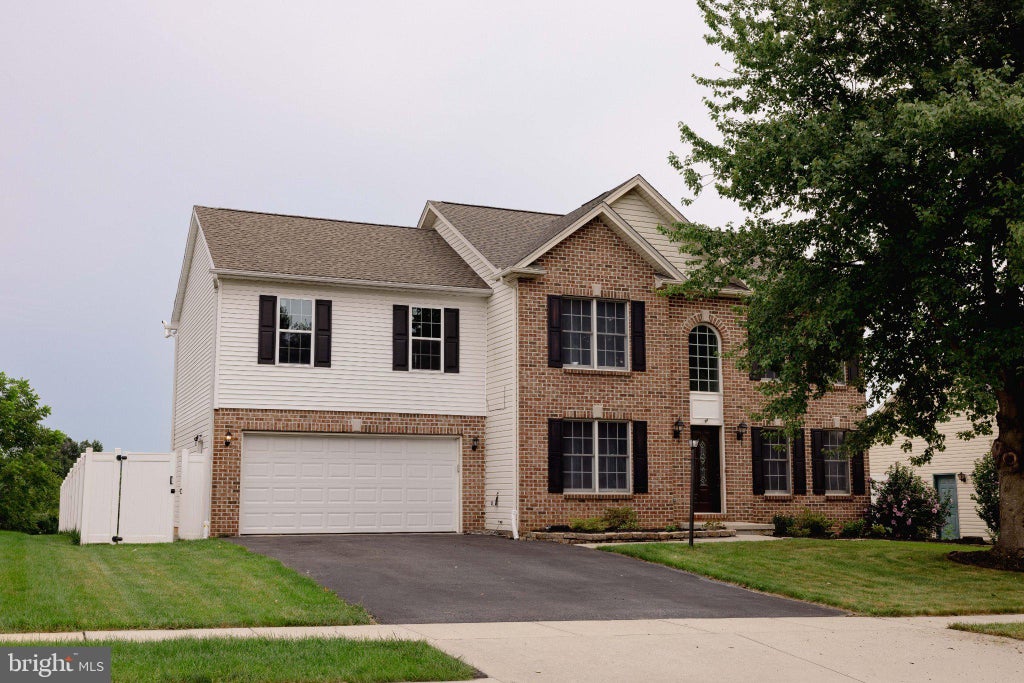 Photo of 446 Old Farm Road, PALMYRA, PA 17078 (MLS # PALN2027990)