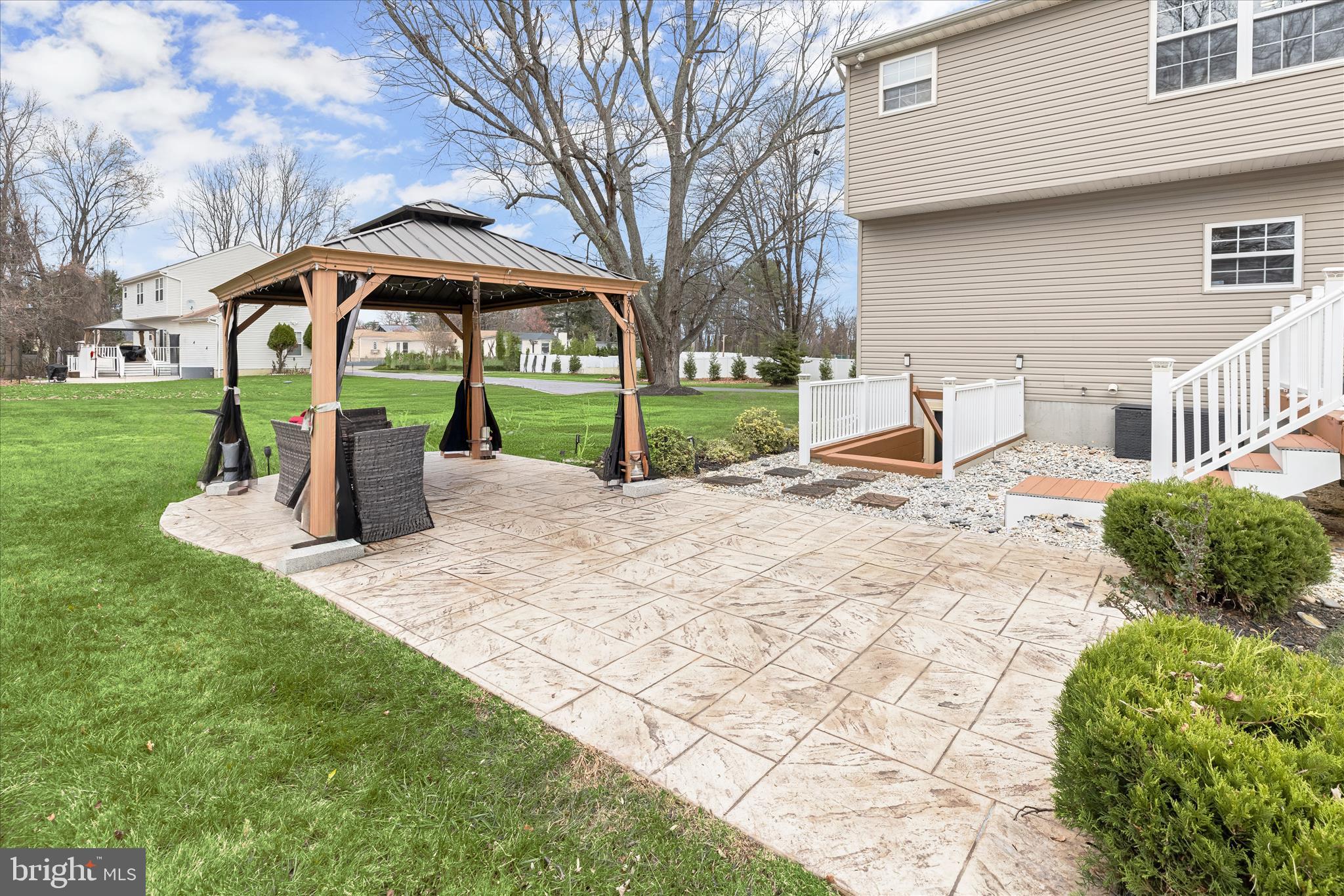 RANDALLSTOWN - Residential