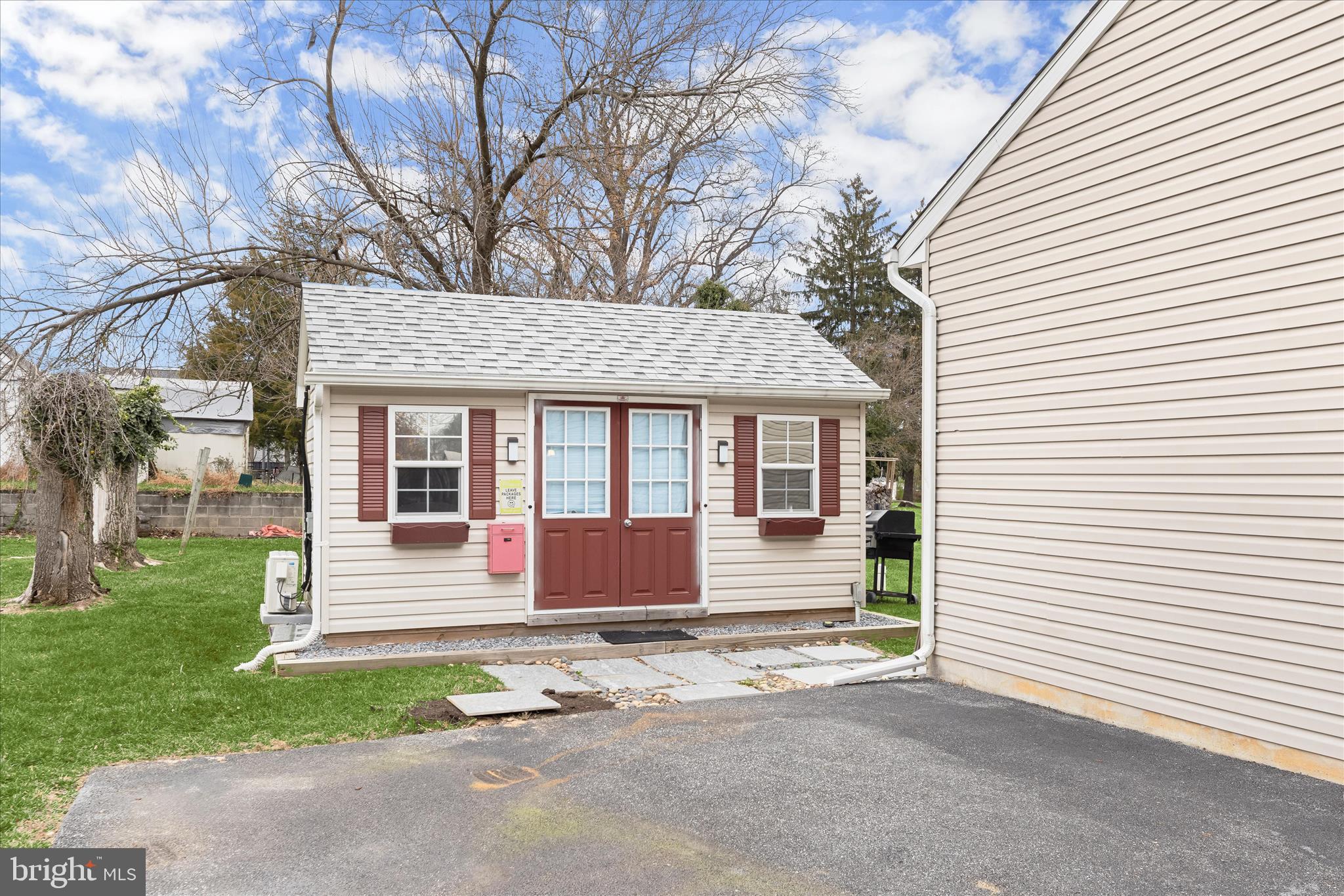 RANDALLSTOWN - Residential