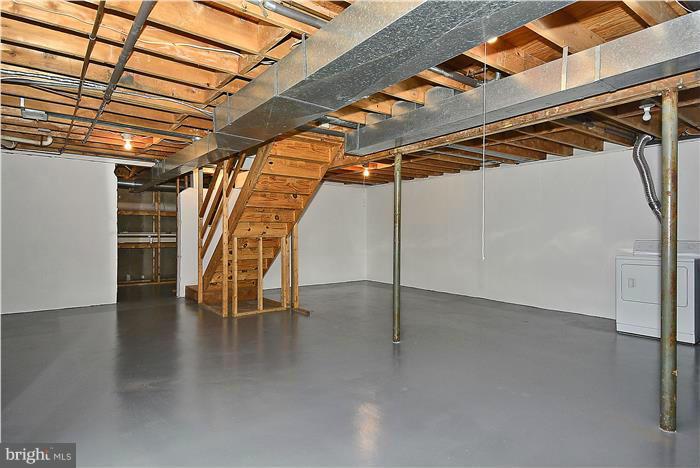 GLENBROOKE WOODS - Residential