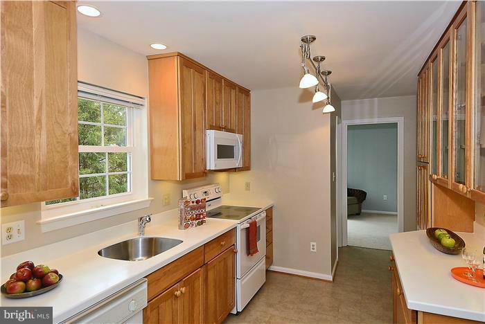 GLENBROOKE WOODS - Residential