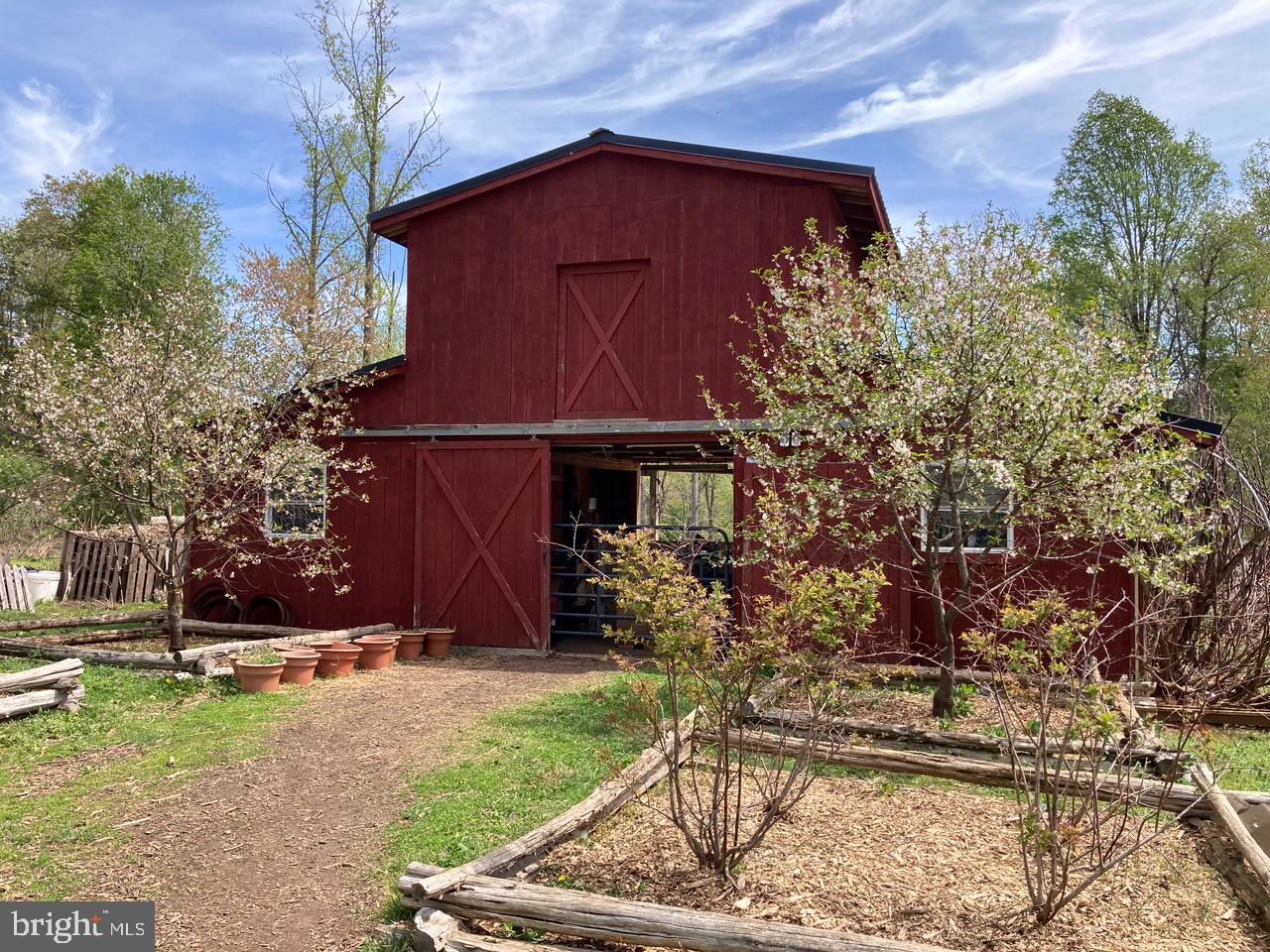 3085 INDIAN RUN ROAD