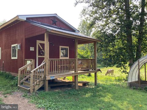 Tiny photo for 3085 Indian Run Road, AMISSVILLE, VA 20106 (MLS # VACU2013662)