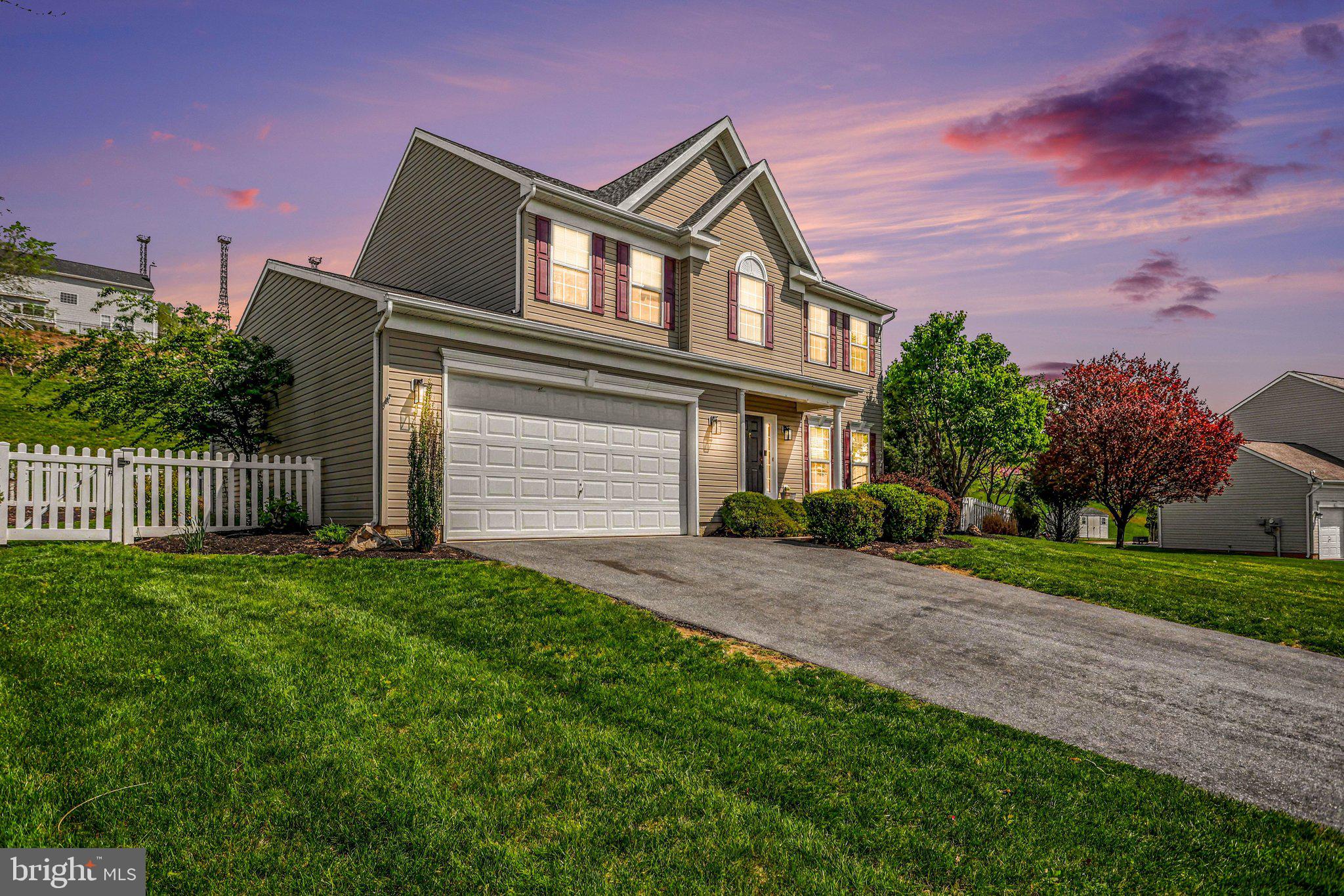 BRIARCLIFF - Residential