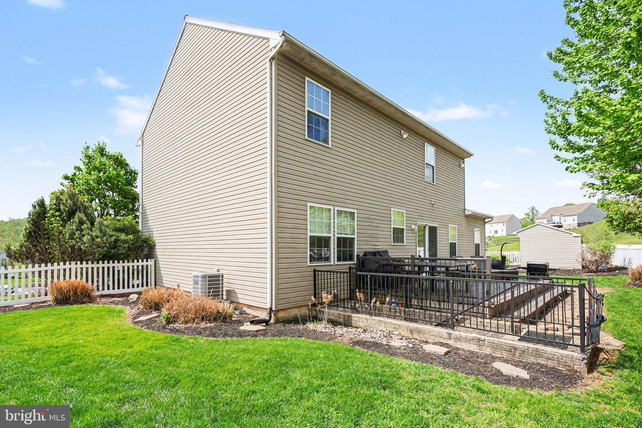 BRIARCLIFF - Residential