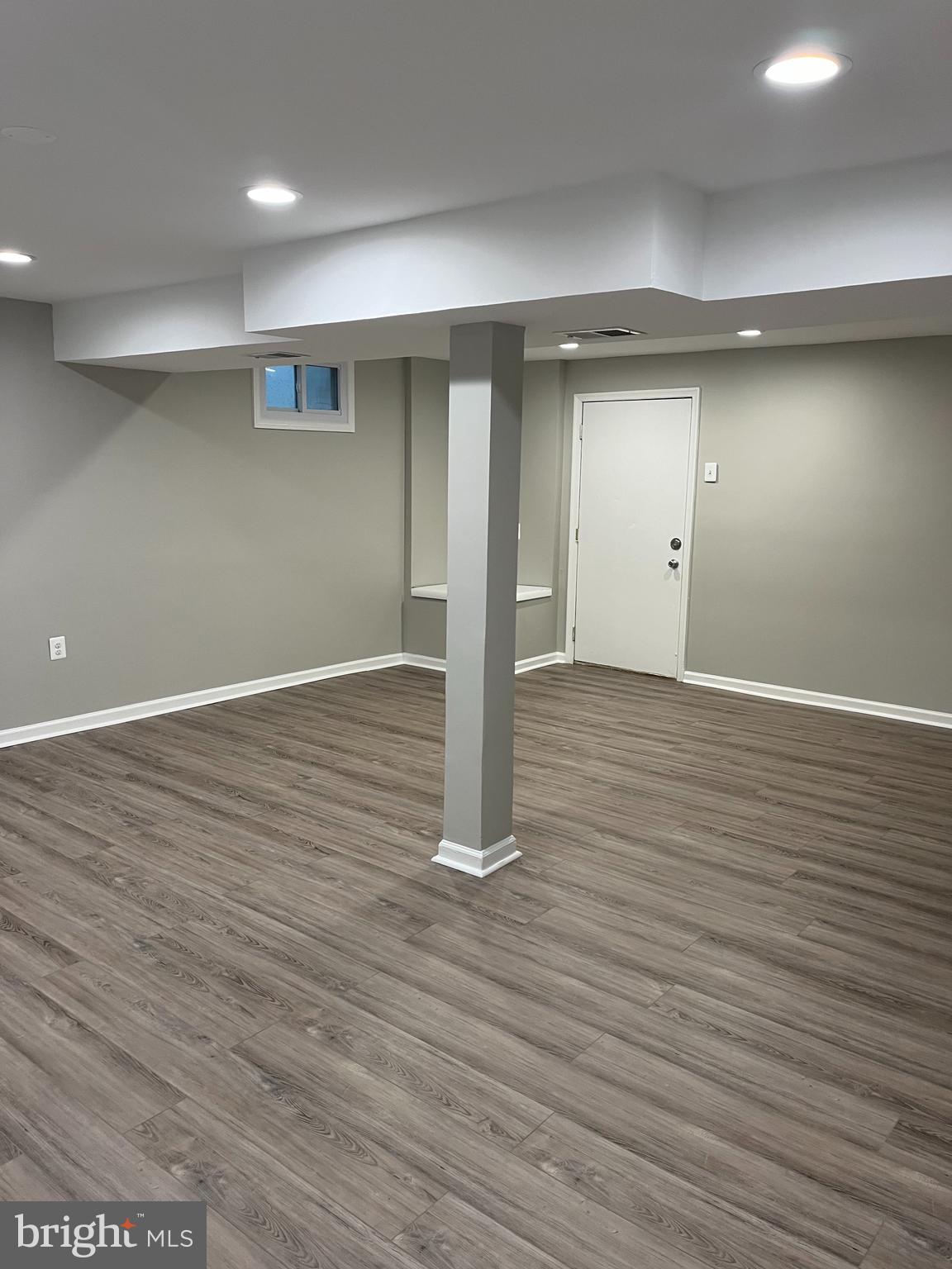 SURRATTS GARDENS - Residential Lease