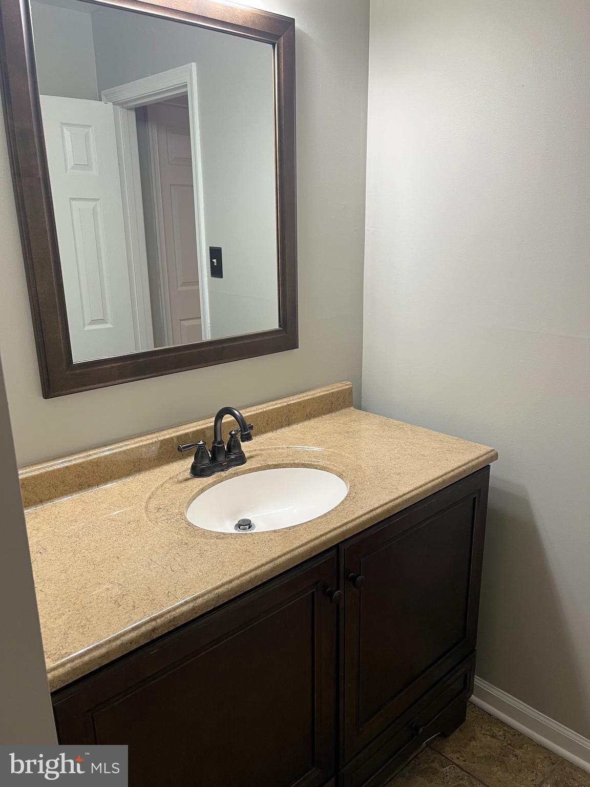 SURRATTS GARDENS - Residential Lease