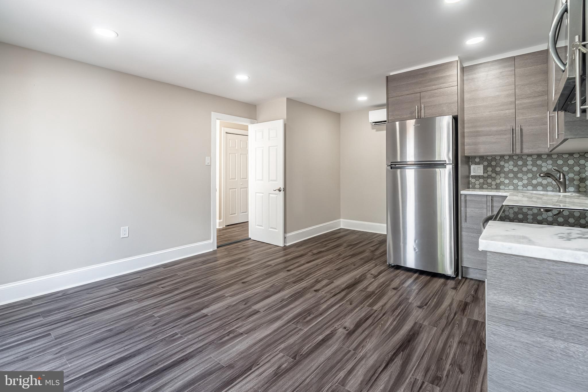 FAIRMOUNT - Residential Lease