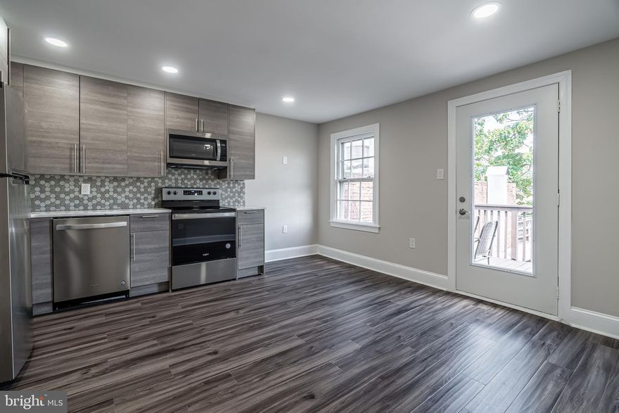 *AVAILABLE JUNE 5TH* 
Welcome to 1701 Green St! Come home to all the must-have features, and modern, luxury finishes that this newly renovated apartment has to offer. Walking in, you will be greeted by a stylish kitchen with unique tiles, sleek cabinetry, stainless steel appliances, and new flooring throughout. Entertain guests and enjoy having coffee on your private deck with lots of greenery surrounding you! Then, down the hallway you will find your in-unit washer and dryer, and personal Sauna. Next, your large bedroom with south facing windows, and large closet. Lastly, you will find a bathroom with luxurious finishes, including a large, glass door shower with stainless steel rain shower. Enjoy everything Fairmount-Art Museum has to offer, all while enjoying some of the highest Walking, Transit, and Bike scores in the area, all with easy access to Broad St Line, Market Frankford Line, Trolley Lines, 676, and I-95 $30 water fee