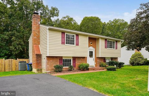 15105 OLDDALE ROAD CENTREVILLE VA 20120