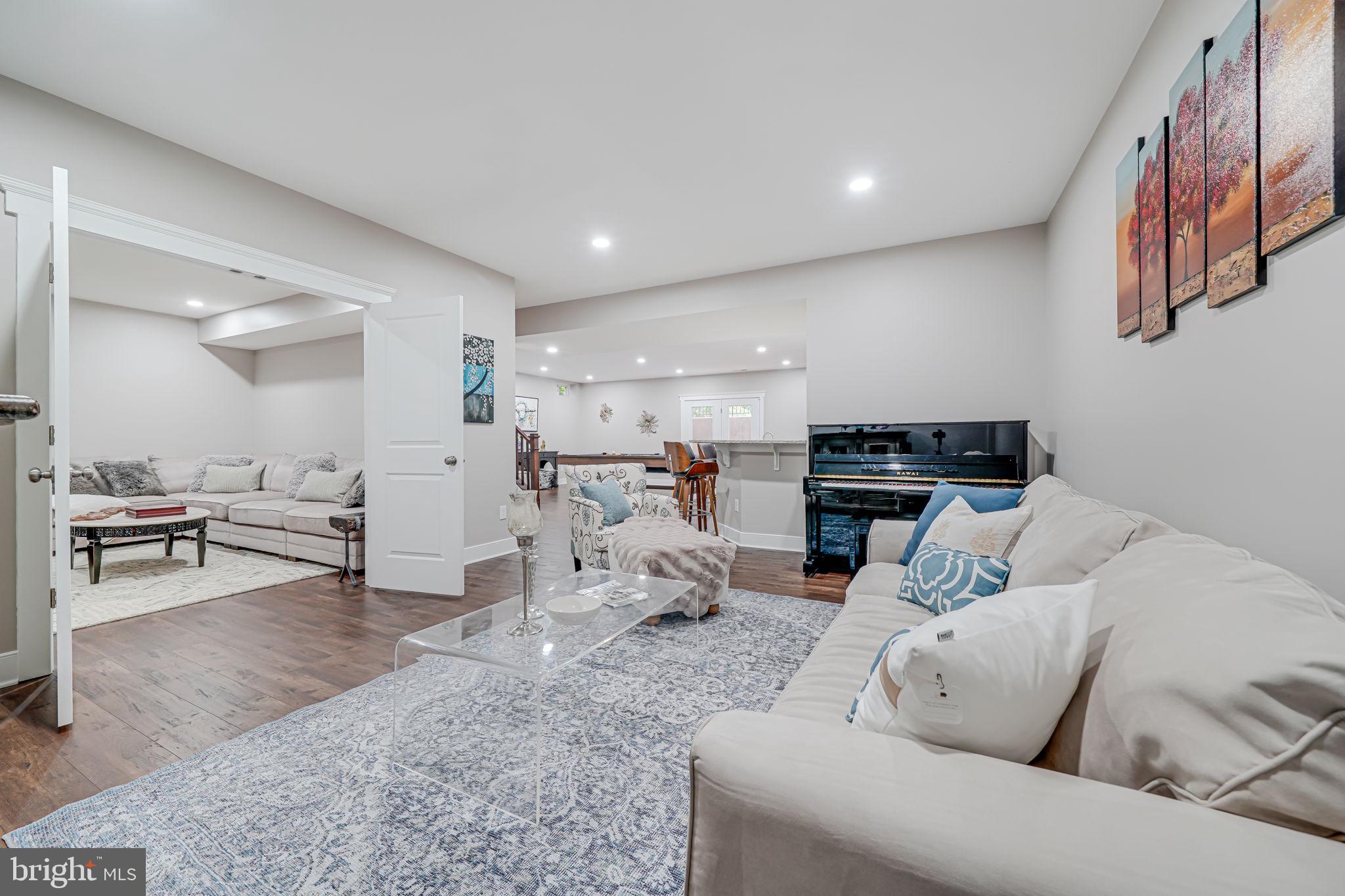 GROVE AT WILLOWSFORD - Residential