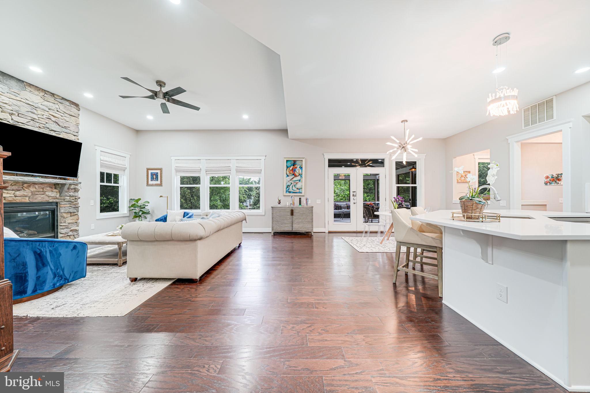 GROVE AT WILLOWSFORD - Residential