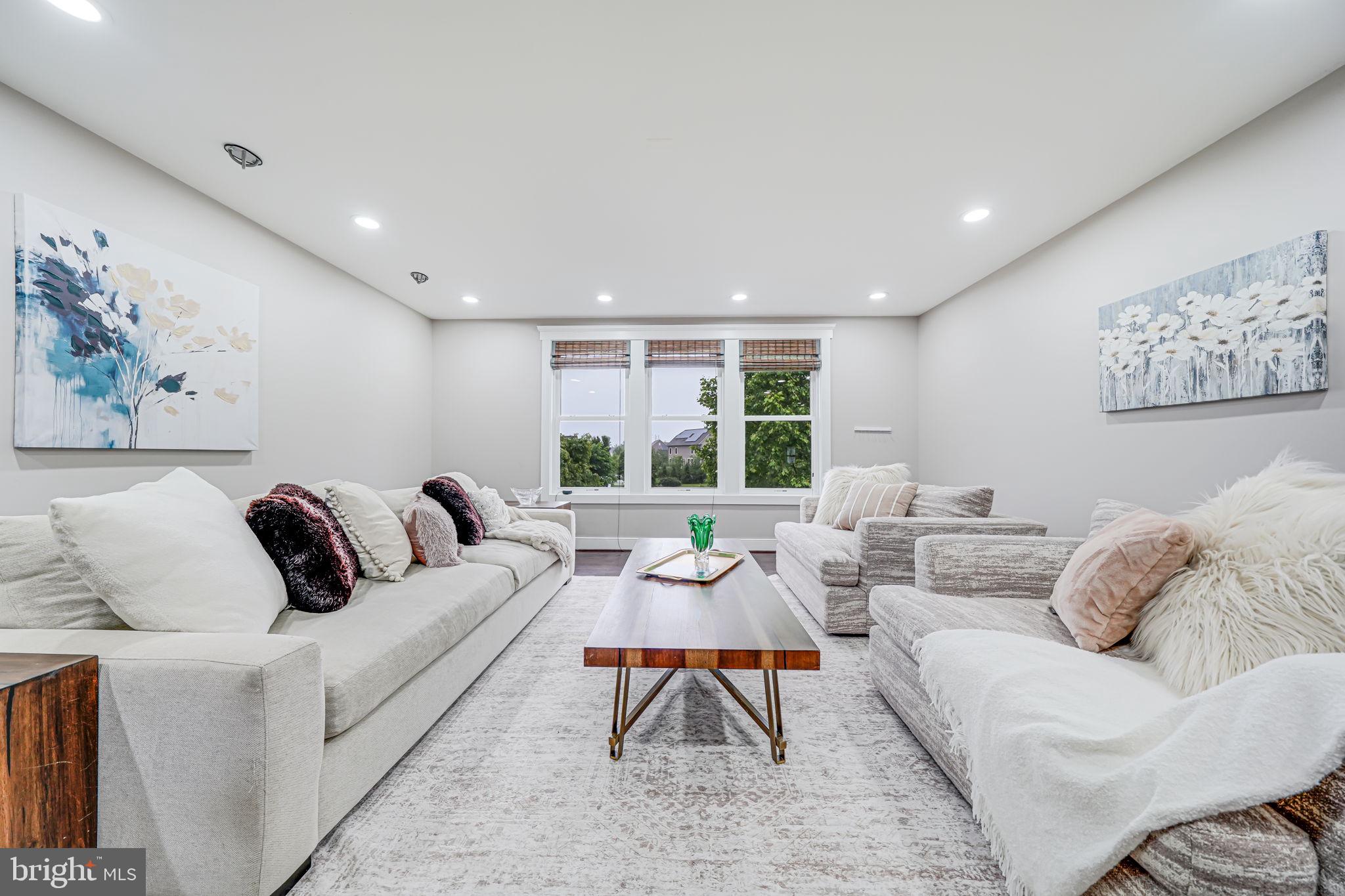 GROVE AT WILLOWSFORD - Residential