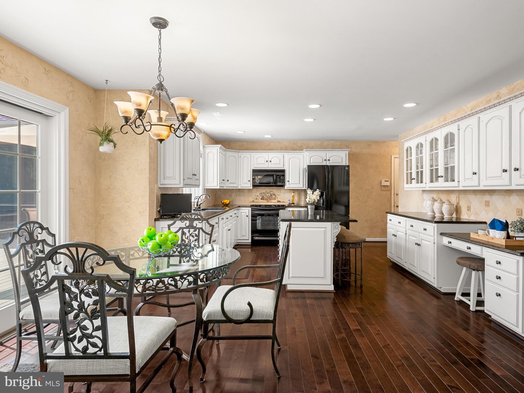 BARTON MEADOWS - Residential