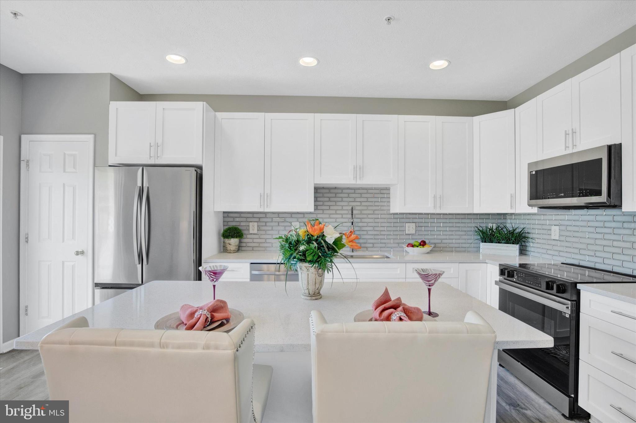 MIRAMAR LANDING - Residential