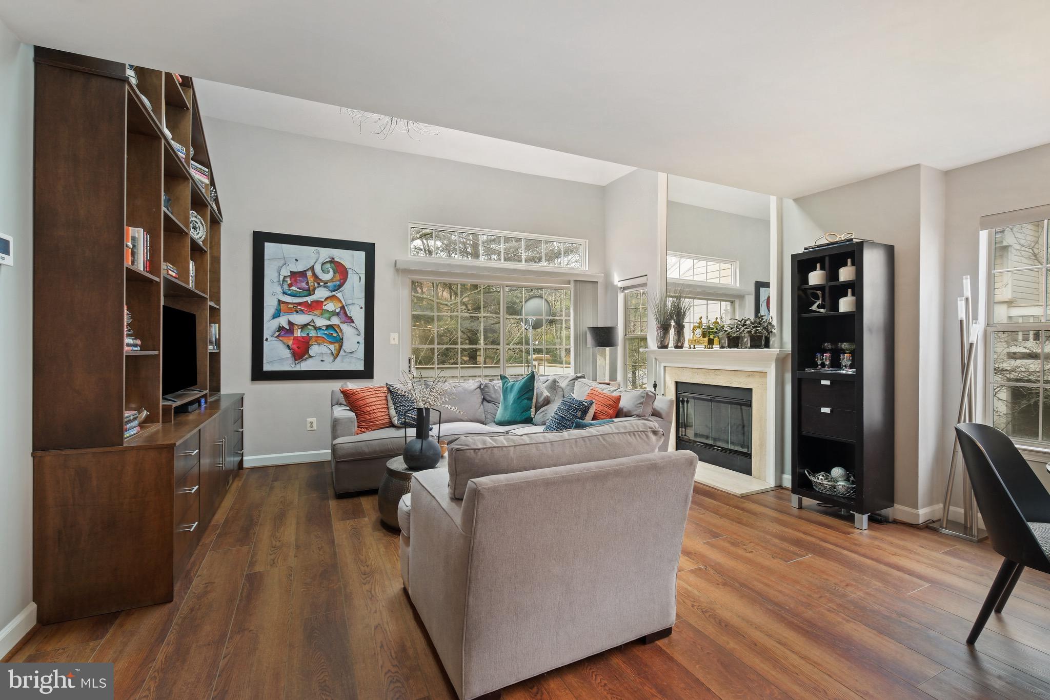 BENTLEY PLACE - Residential