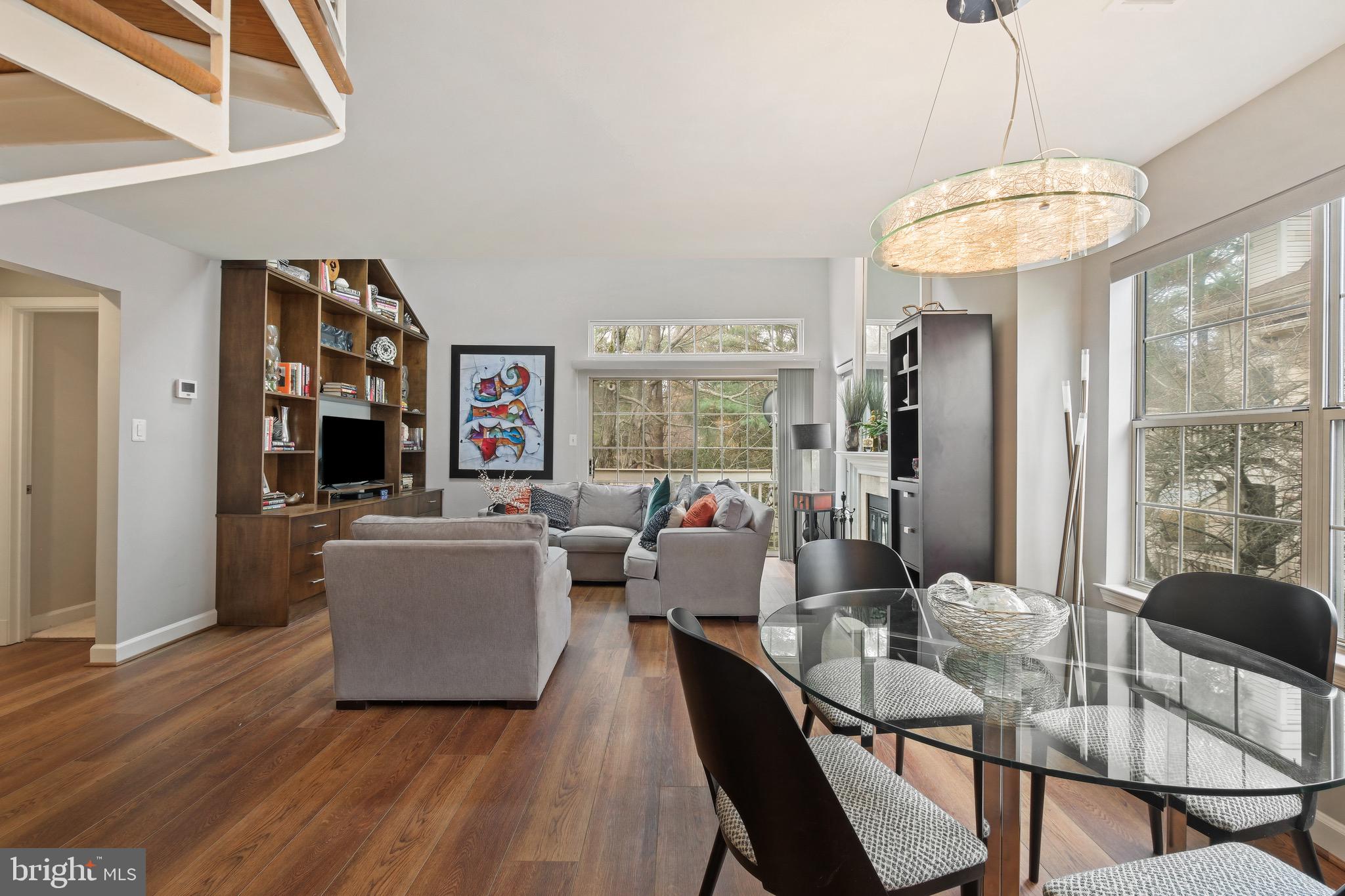 BENTLEY PLACE - Residential