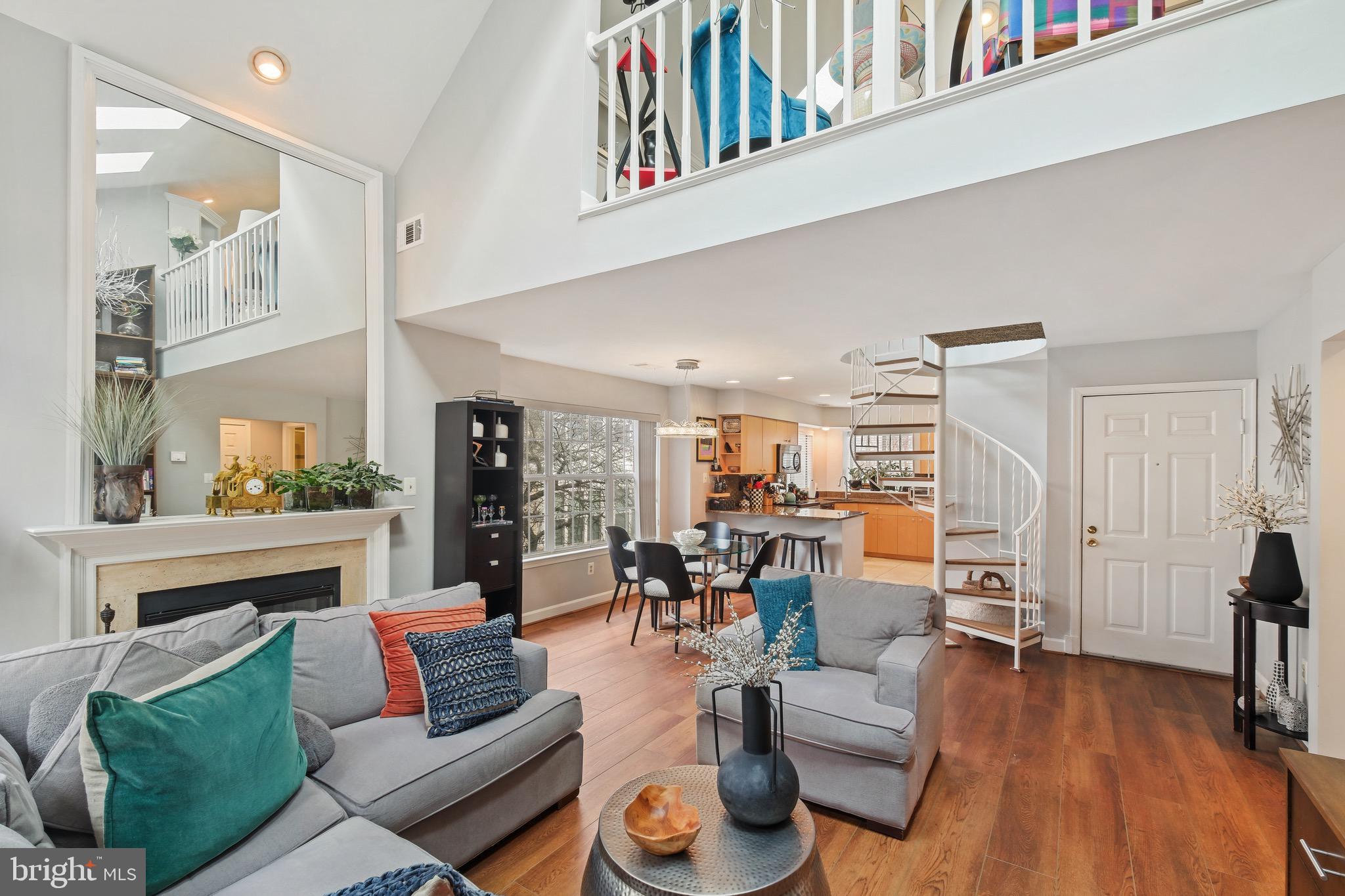 BENTLEY PLACE - Residential