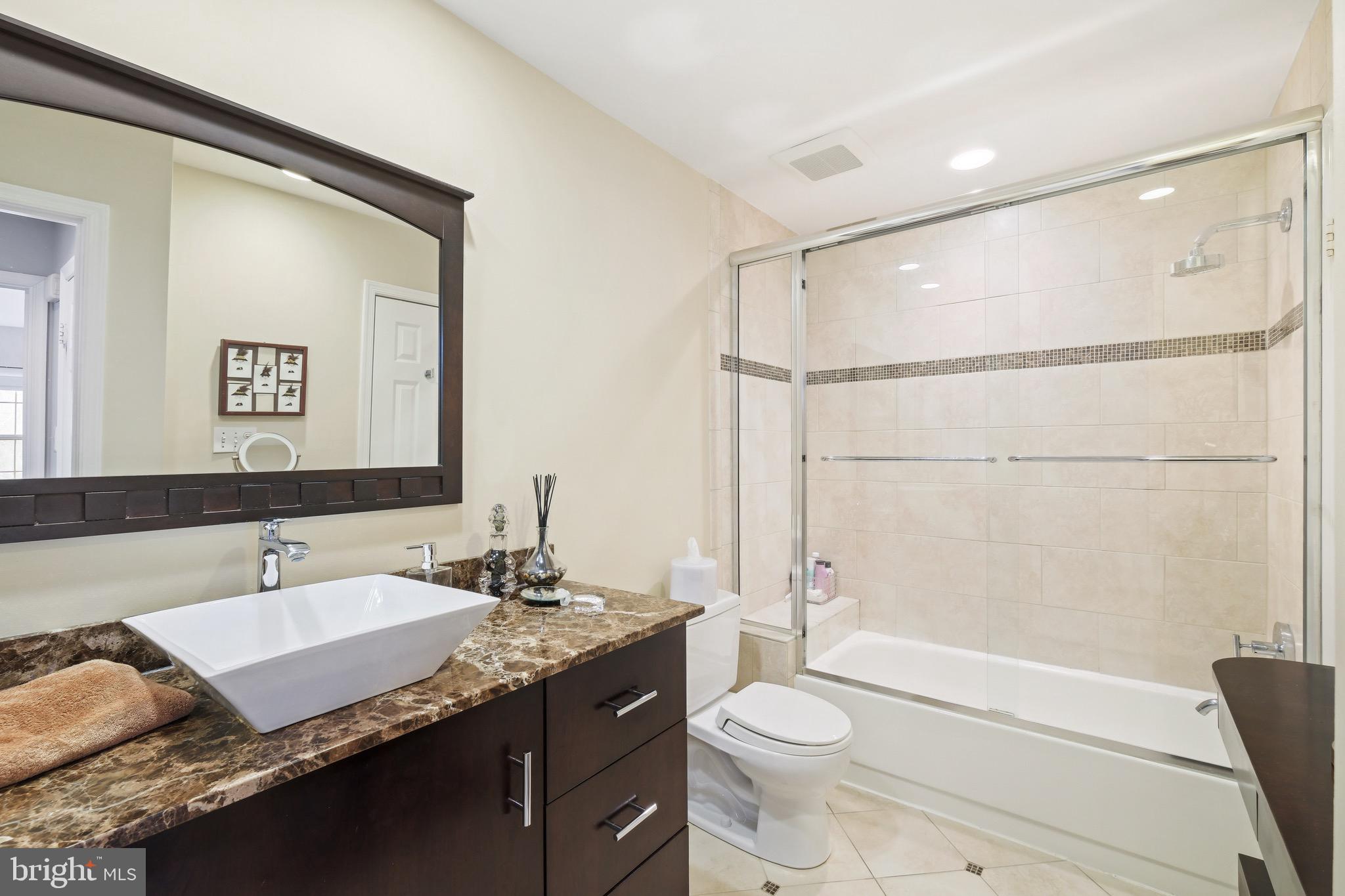 BENTLEY PLACE - Residential