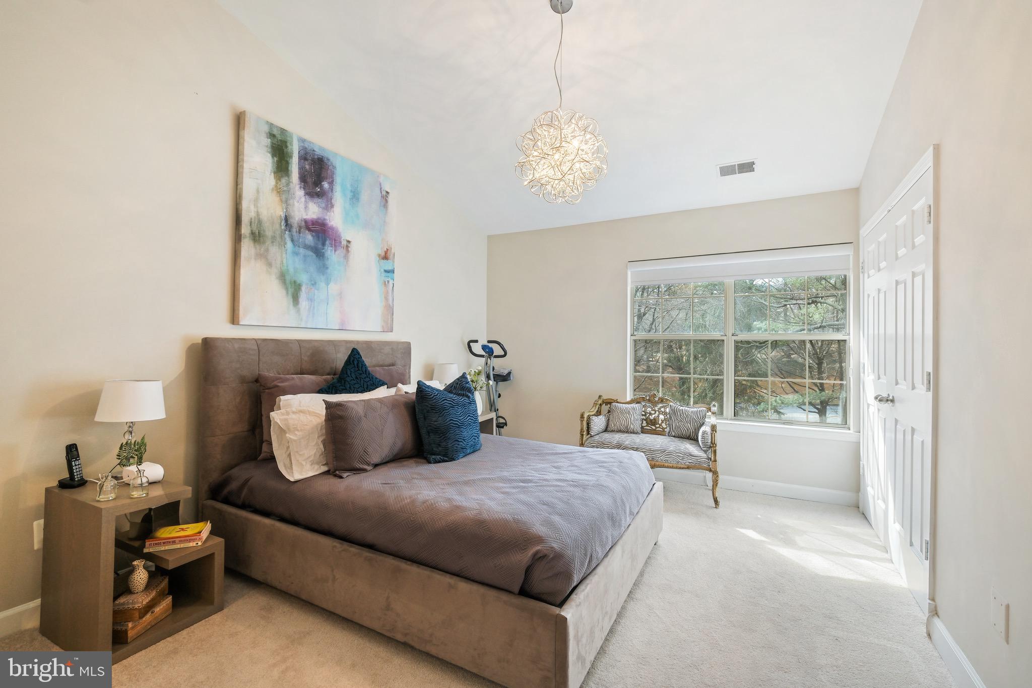 BENTLEY PLACE - Residential