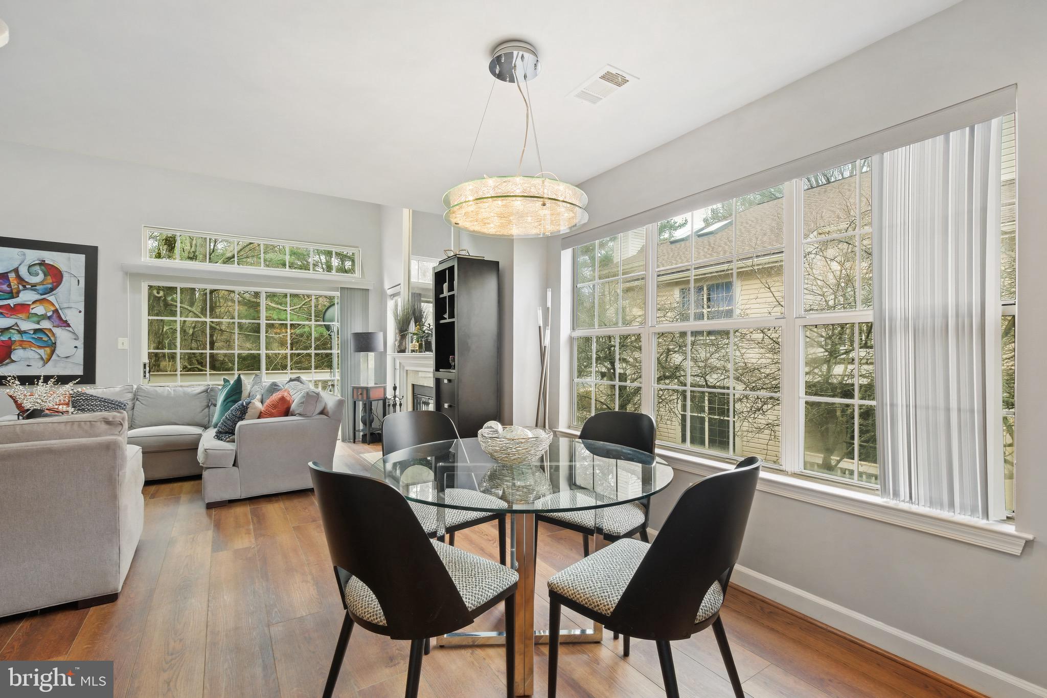 BENTLEY PLACE - Residential