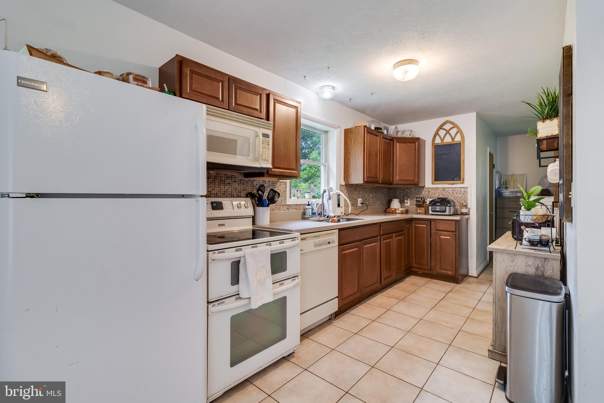 MT. WOLF ESTATES - Residential