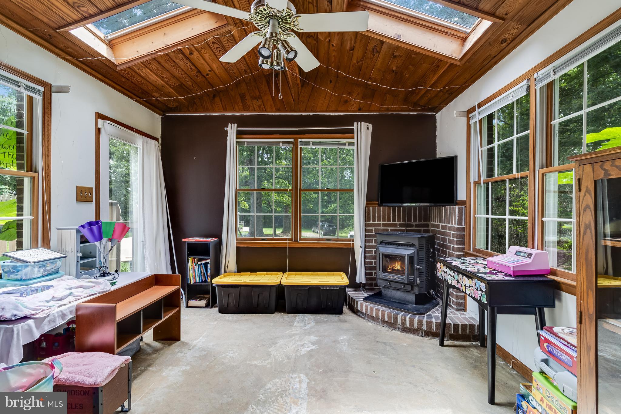 MT. WOLF ESTATES - Residential