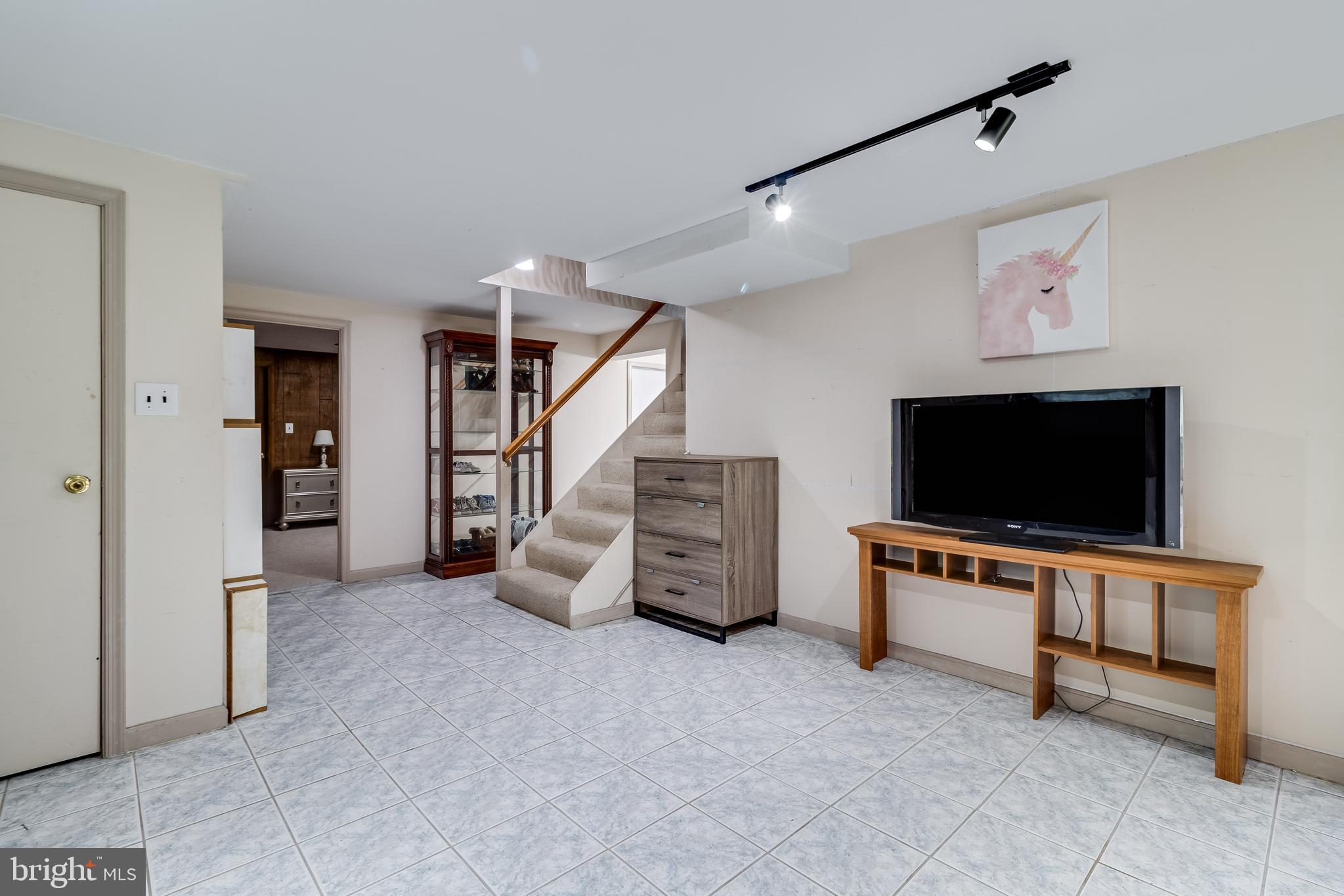 MT. WOLF ESTATES - Residential