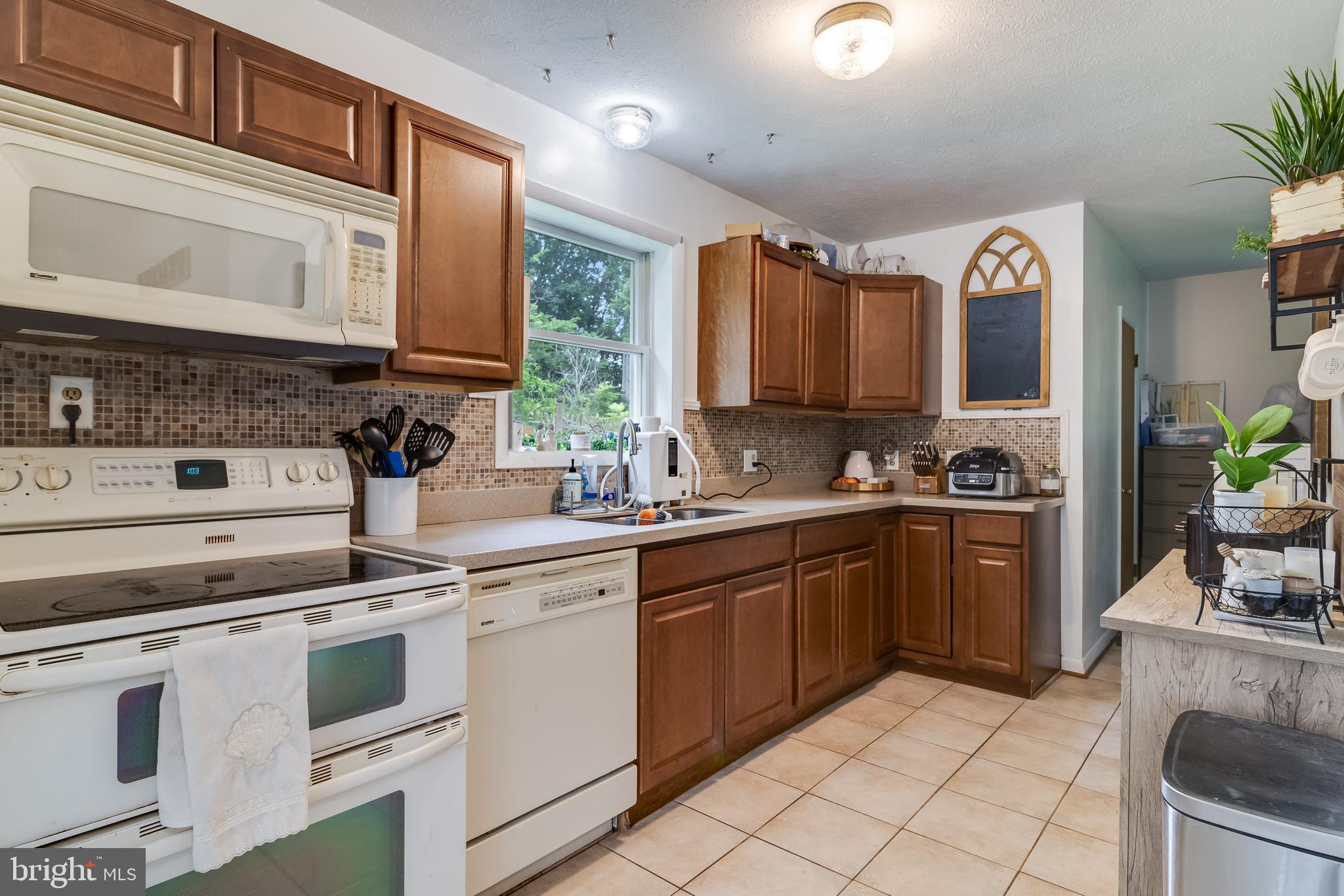 MT. WOLF ESTATES - Residential